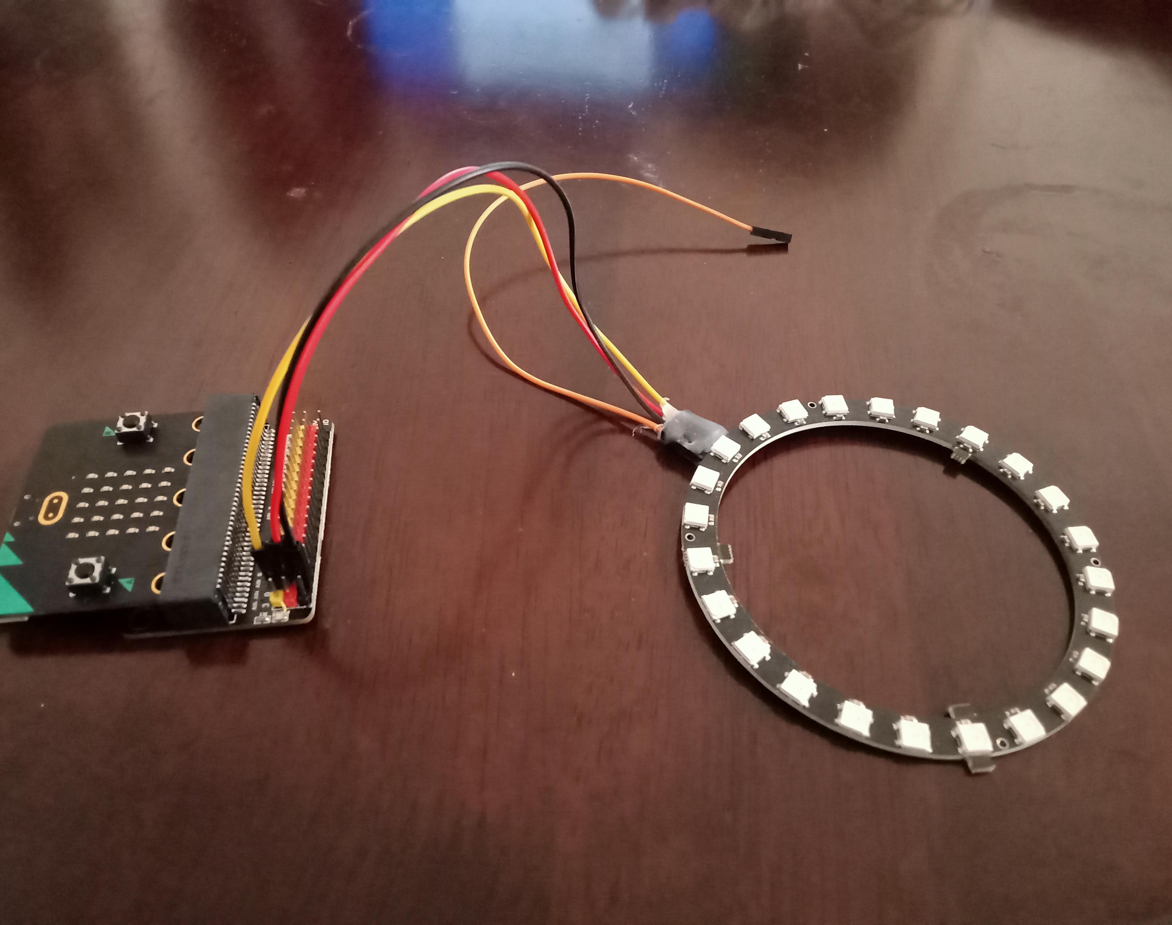 Pixel Chaser Game With micro:bit and Neopixel