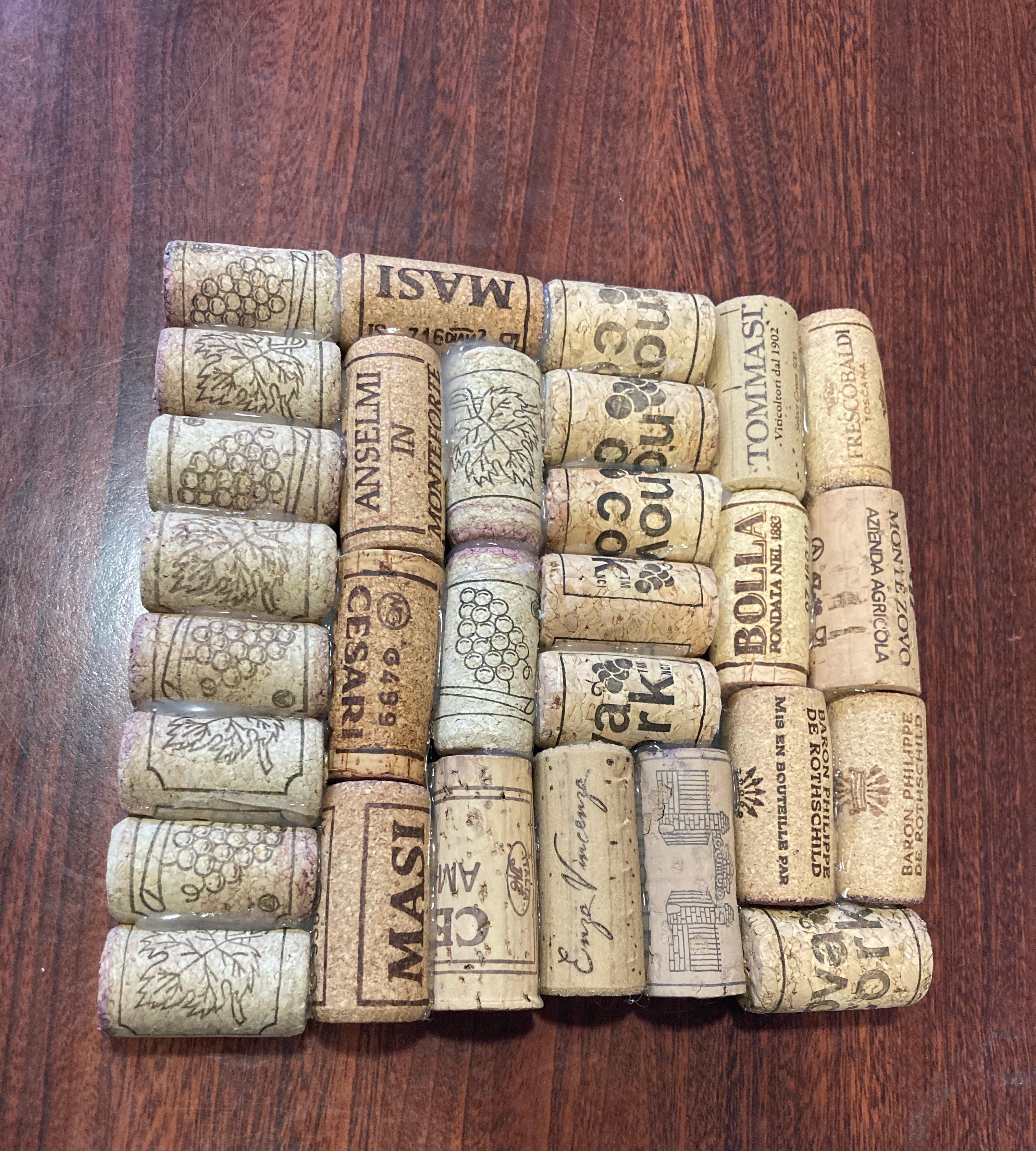 A Wine Cork Hot Plate 