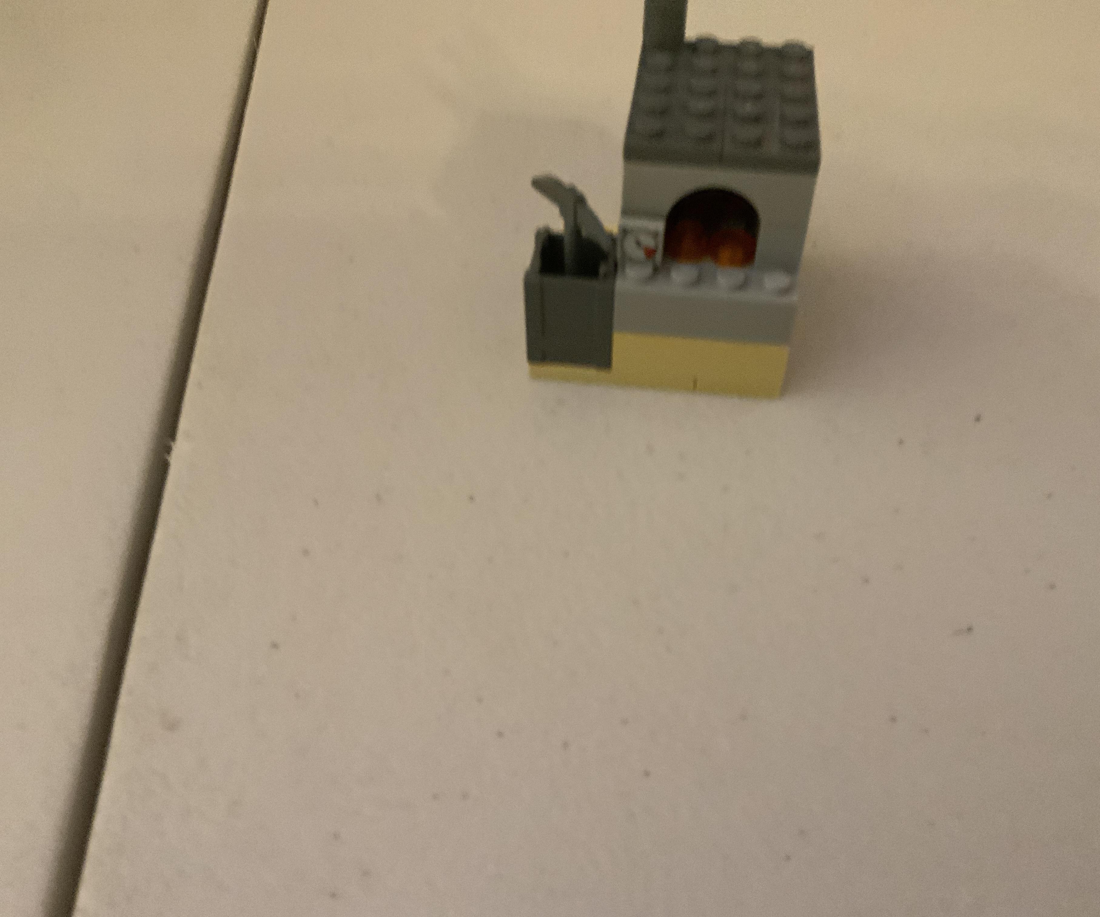 Lego pizza oven