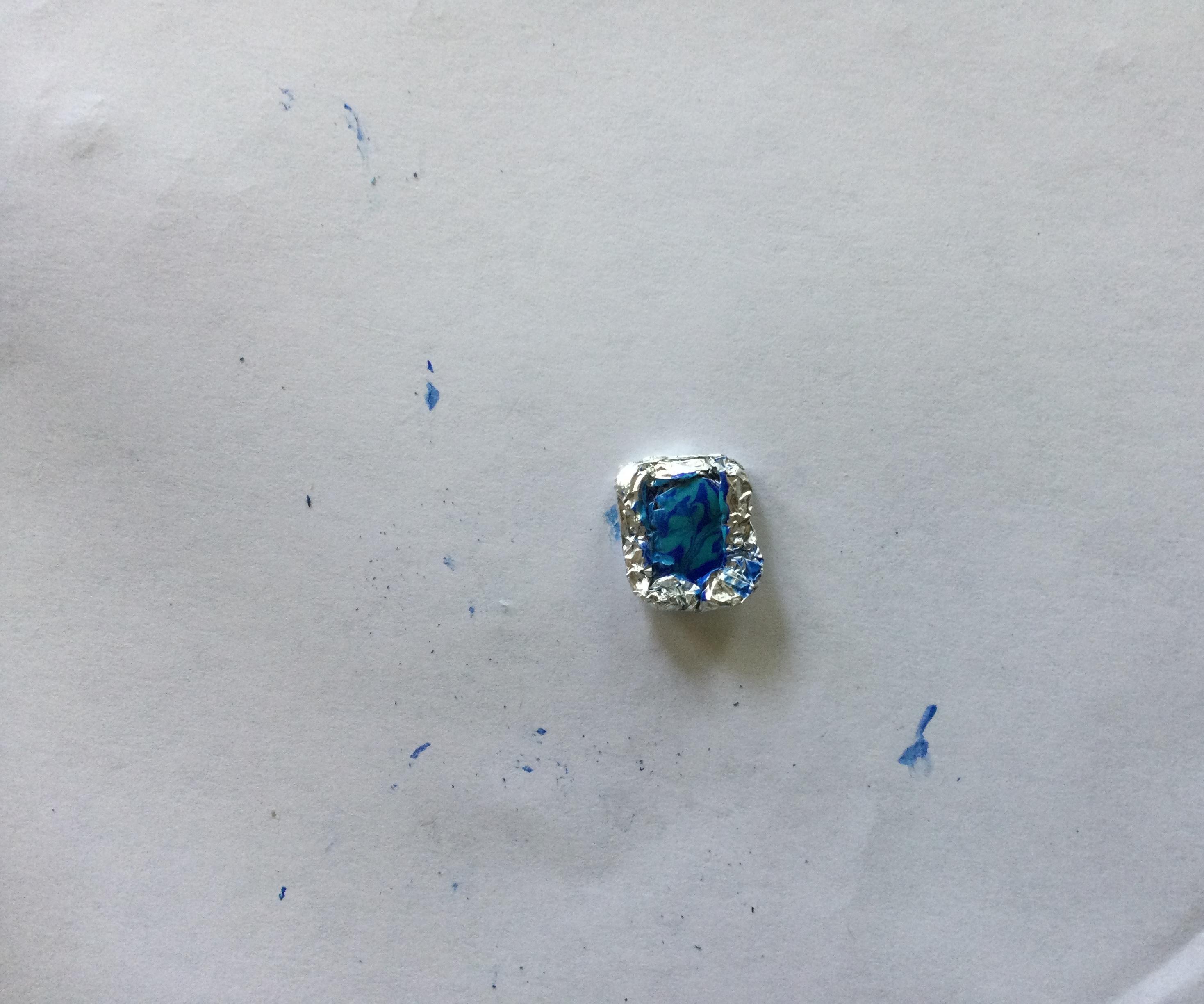 How to Make an Aluminum Foil Jewel