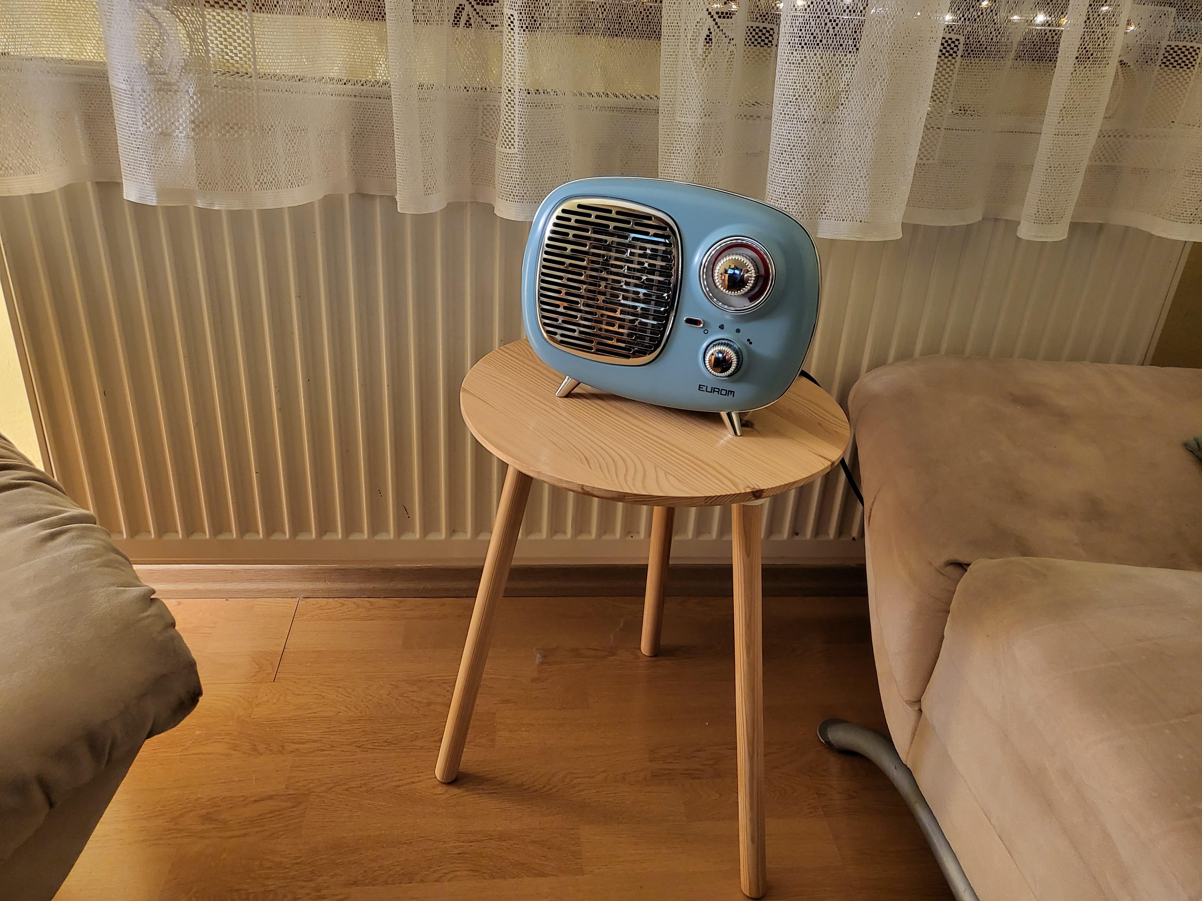 Simple Round Coffee Table With 3D Printing