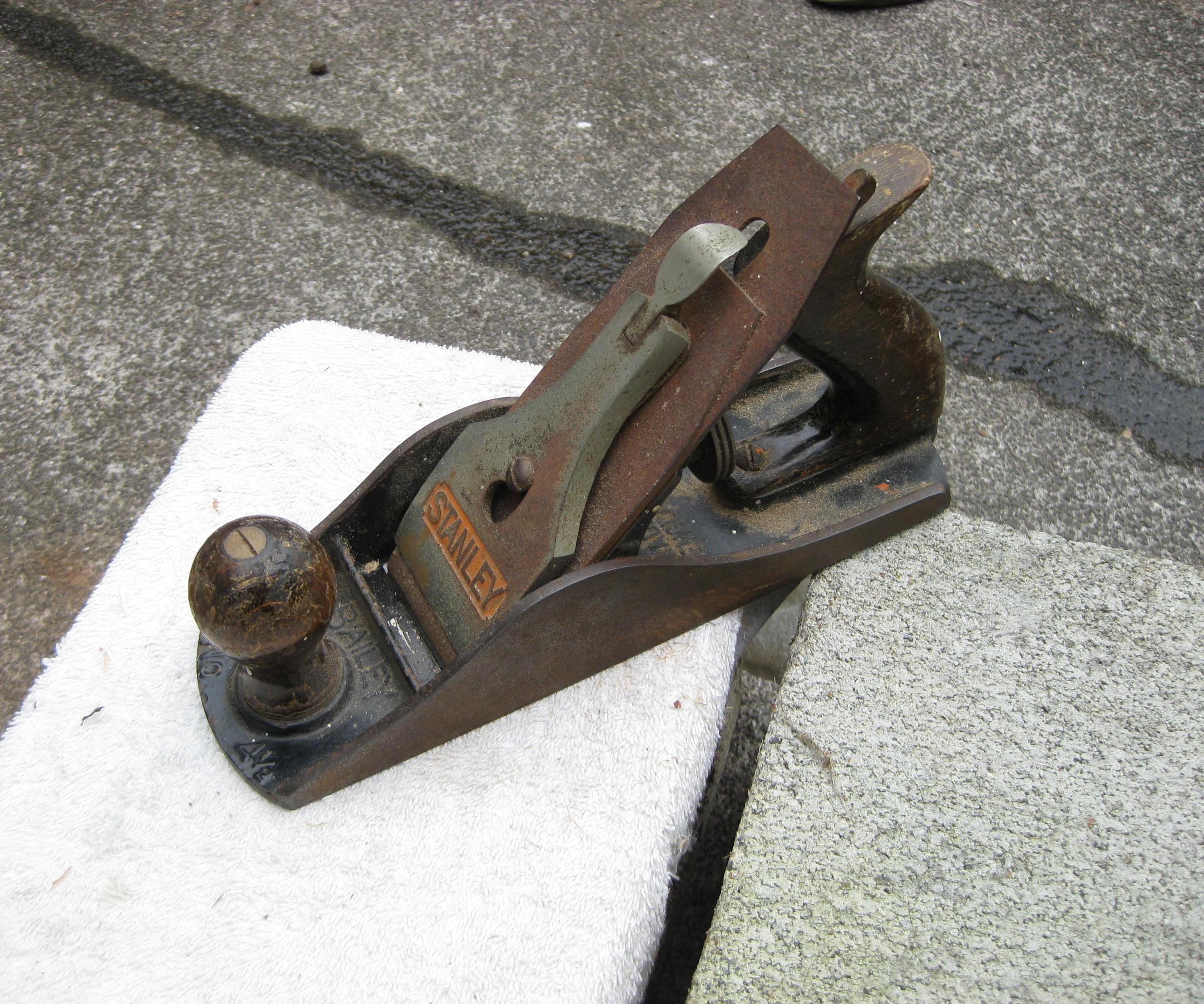Restoring a Stanley Bailey 4 1/5 Hand Plane