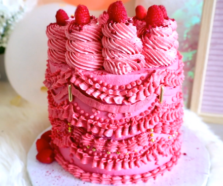 Victorian Style Cake
