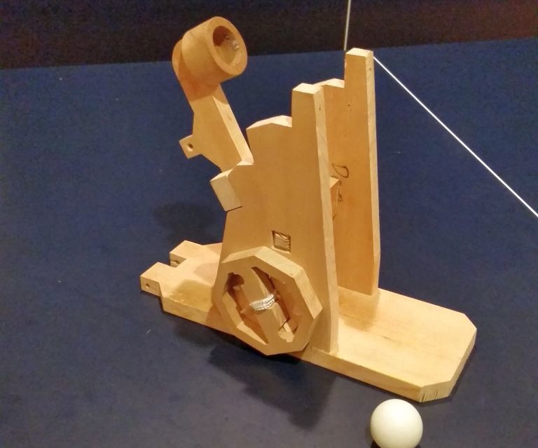 String-powered Catapult 