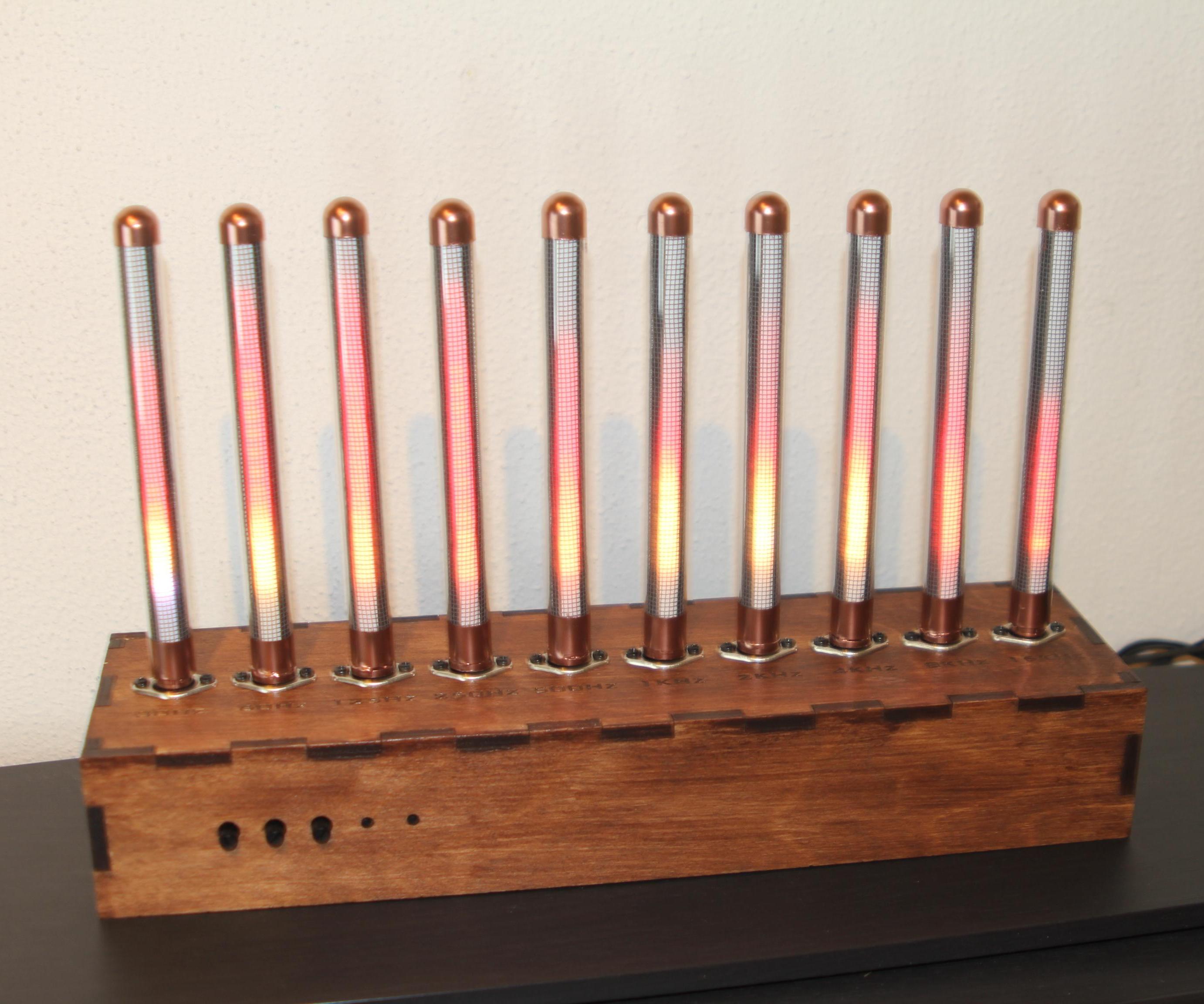 SPECTRUM ANALYZER WITH STEAMPUNK NIXIE LOOK
