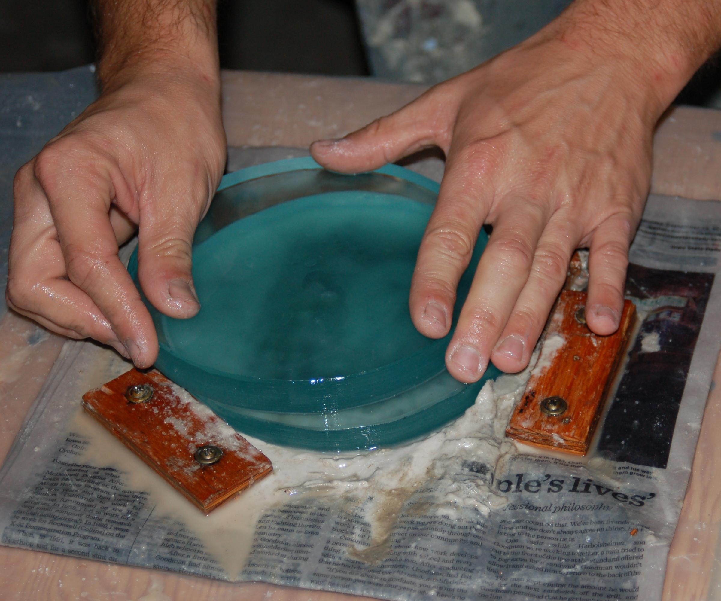 Grind and Polish a Dobsonian/Newtonian Telescope Mirror With Hand Tools
