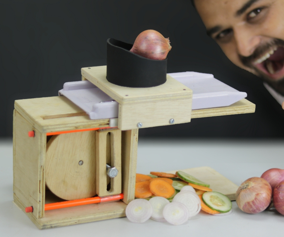 Automatic Vegetable Slicer Machine for Onion, Carrot, Cucumber