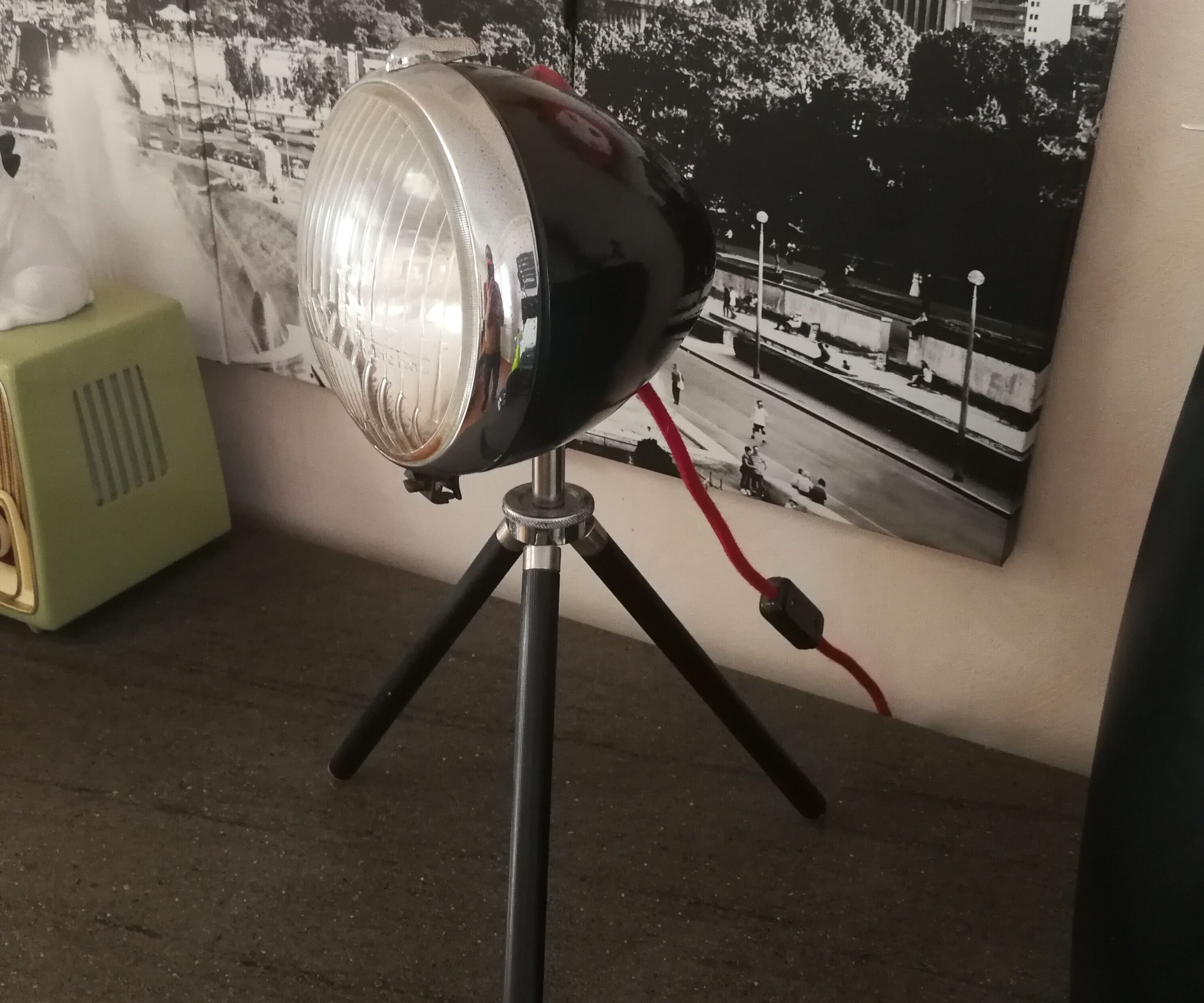 Lampe Trépied Tactile