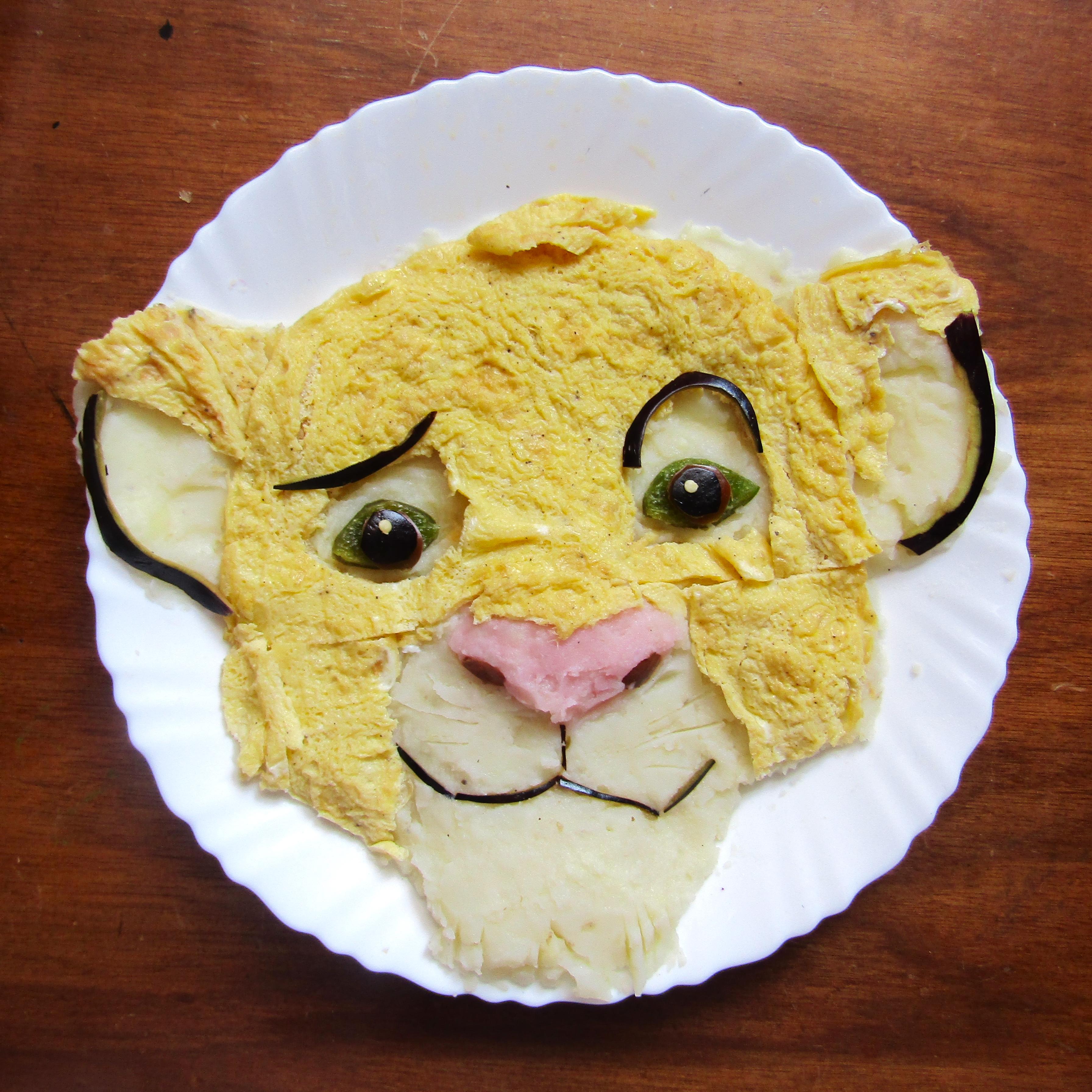 Mashed Potatoes and Omelet As Simba Character 