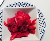 Quick & Easy Pickled Red Onions