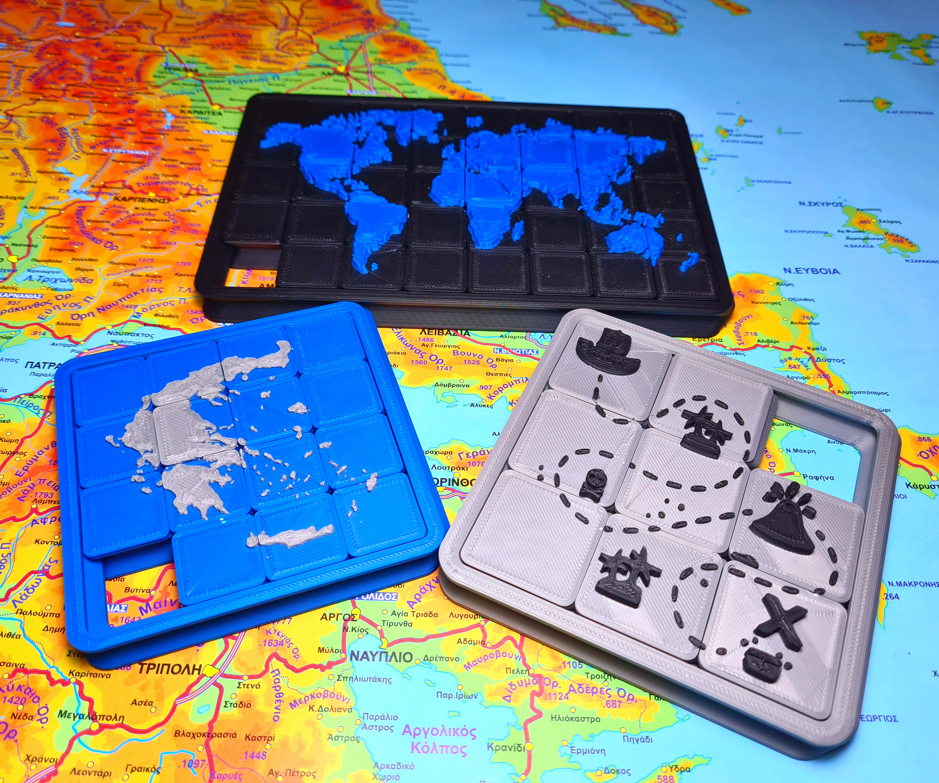 Map Sliding Puzzle 3D Printed - Fusion 360