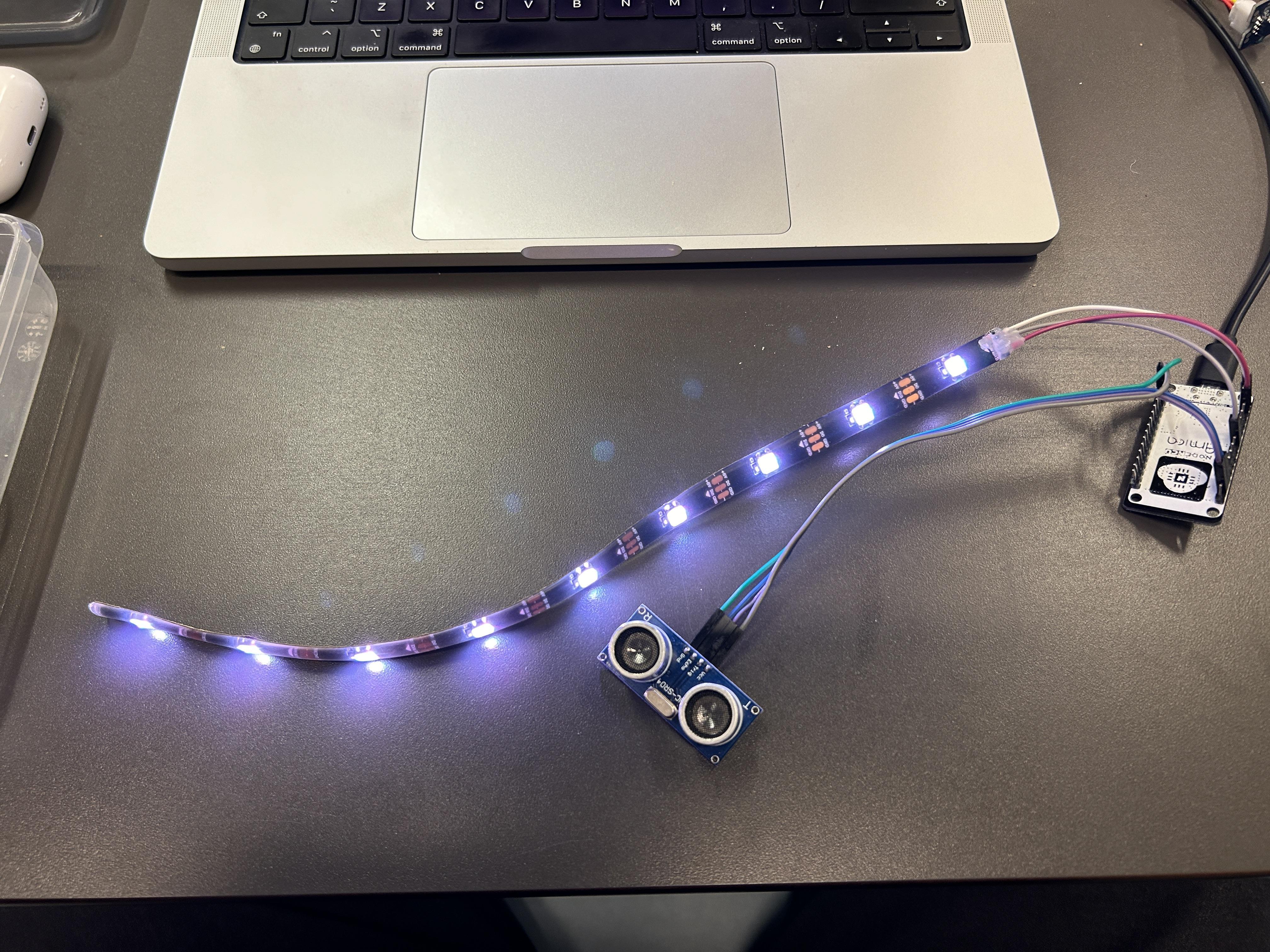 Fake Automatic Sunscreen With Ultrasone Sensor