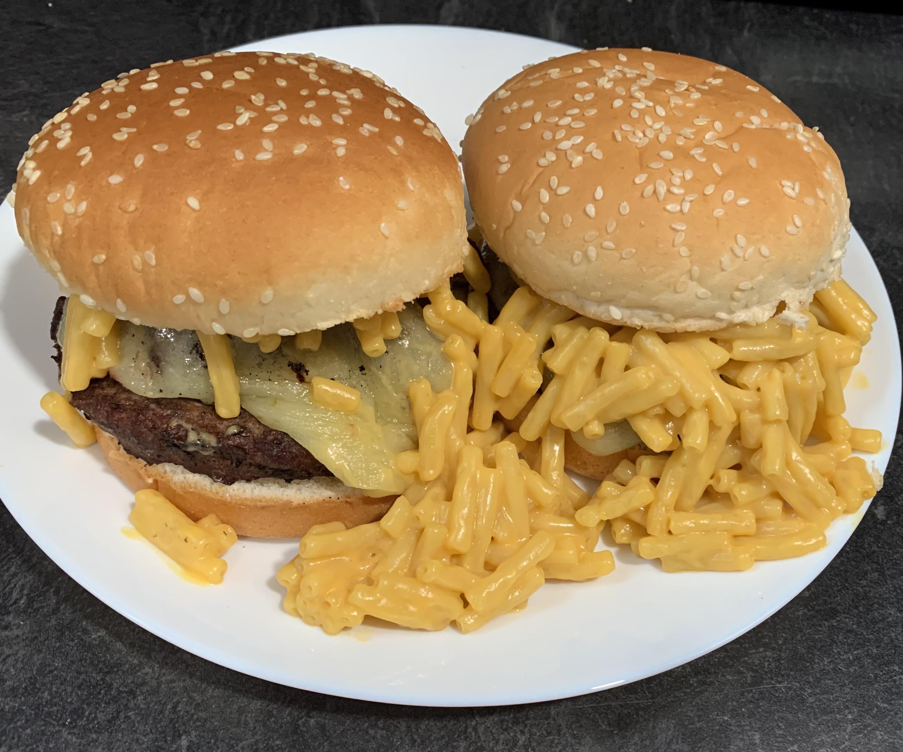 Mac 'N' Cheese Burger