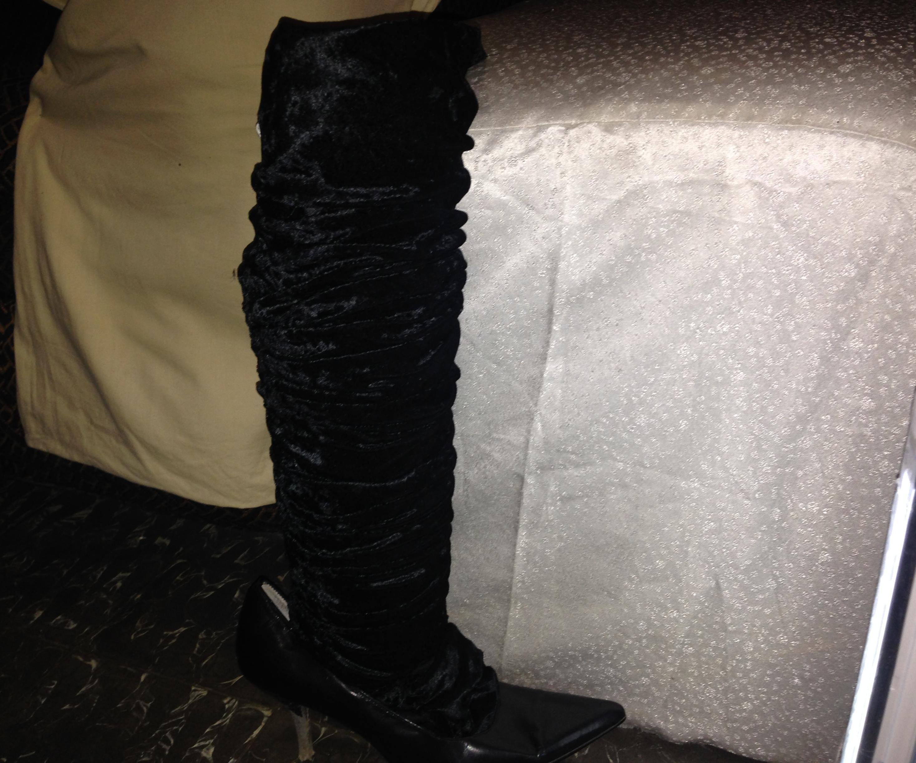 Foot Warmer / Faux Booty 