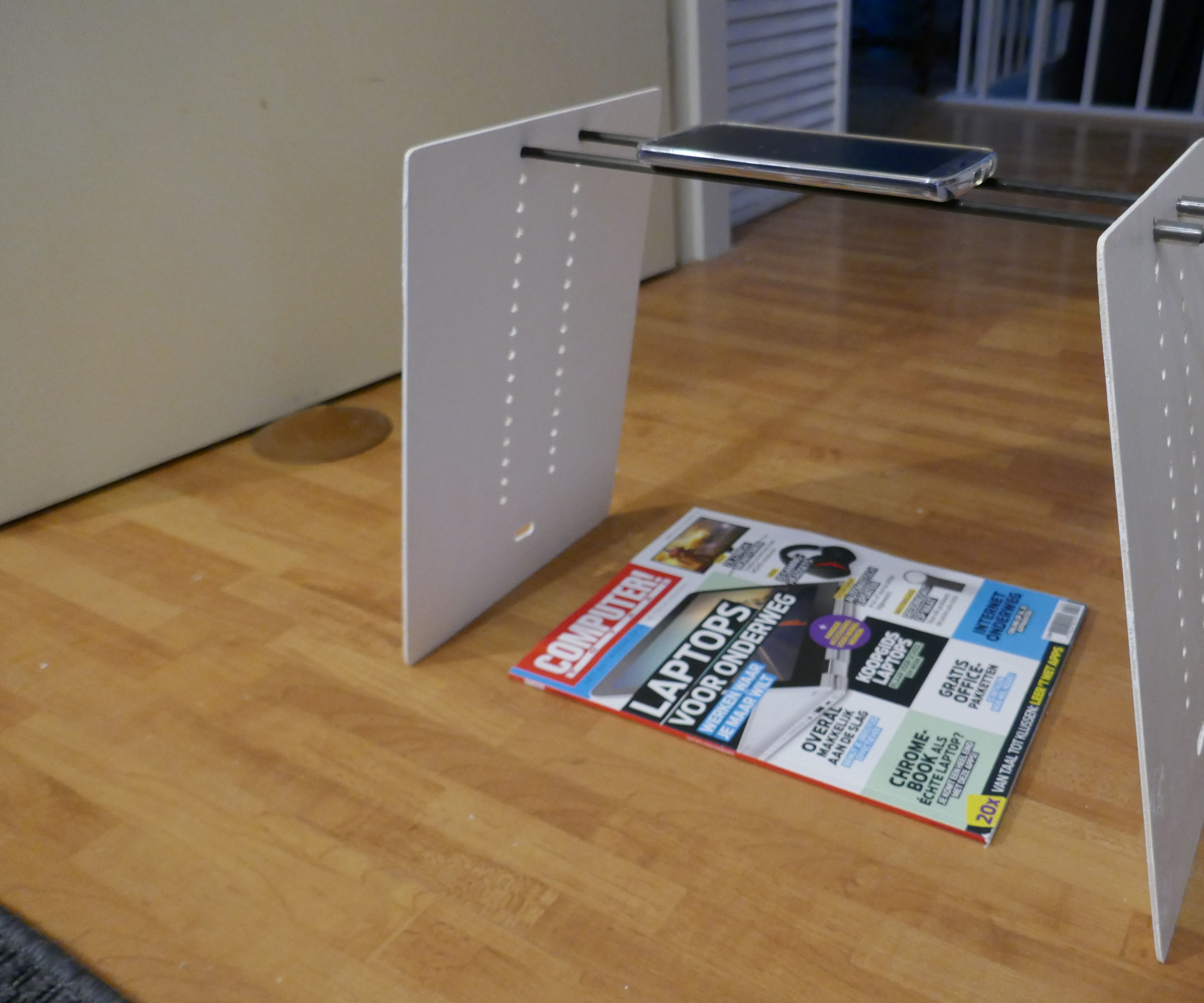 A Simple Ultralight Variable Height Mobile Phone Copy Stand  for Photocopying While Traveling