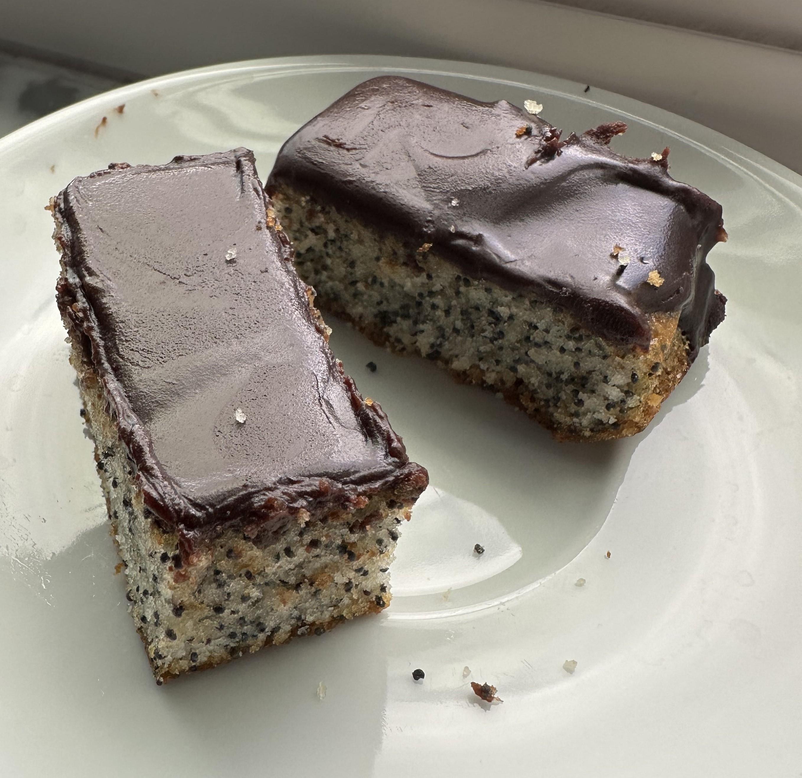 Serbian Treat: Kolac Sa Makom