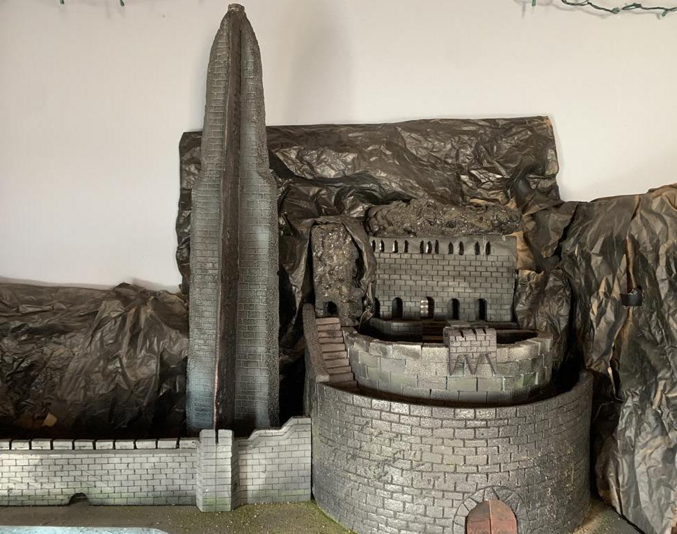 Helm's Deep Lord of the Rings Diorama