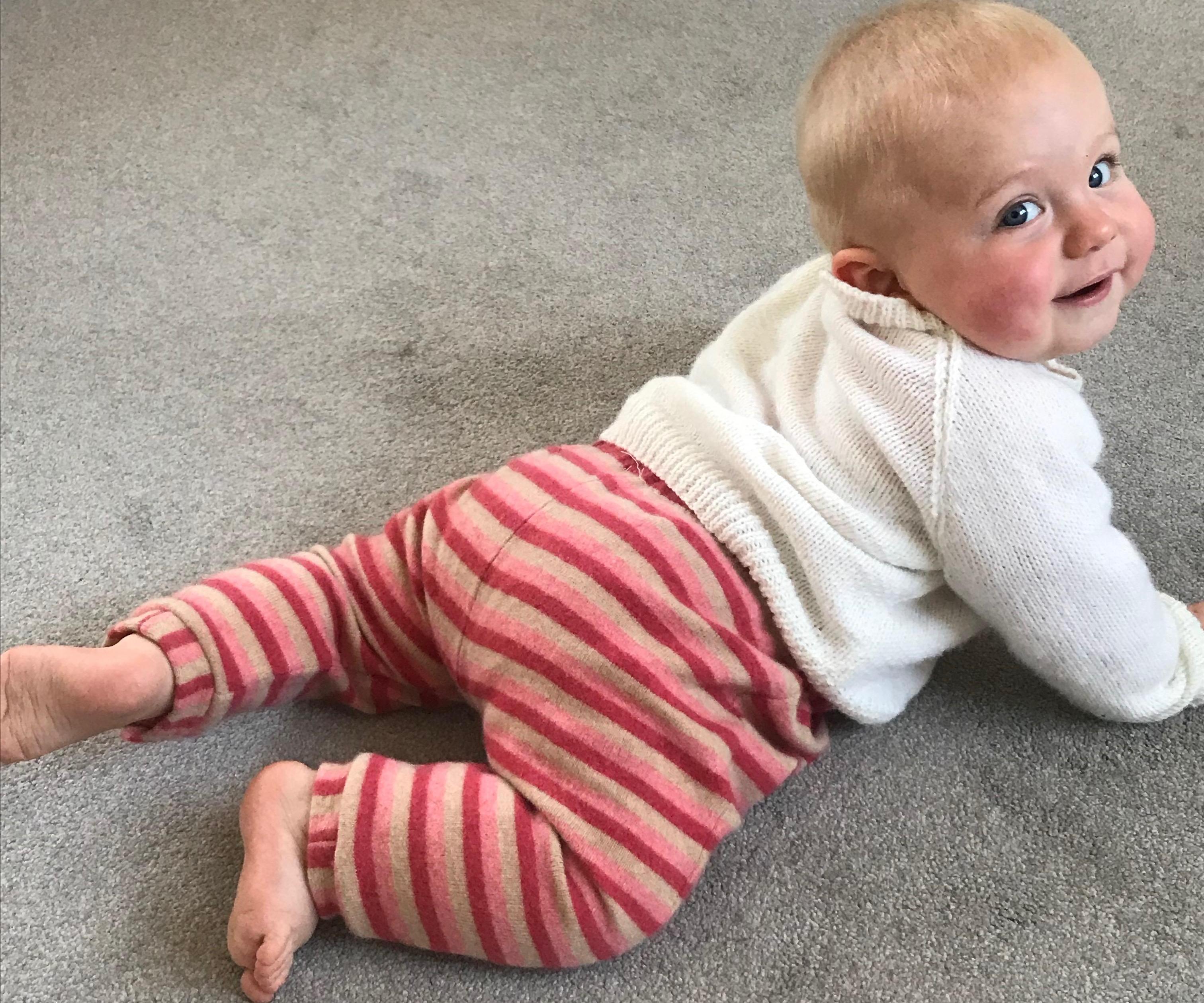 Cosy Harem Pants for Your Baby From Your Old Jerseys!