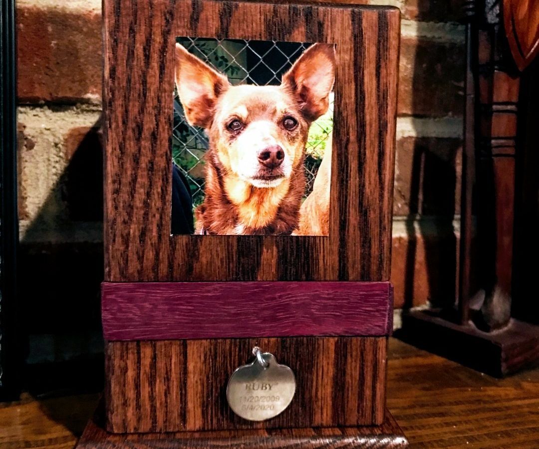 Memorial Pet Urn