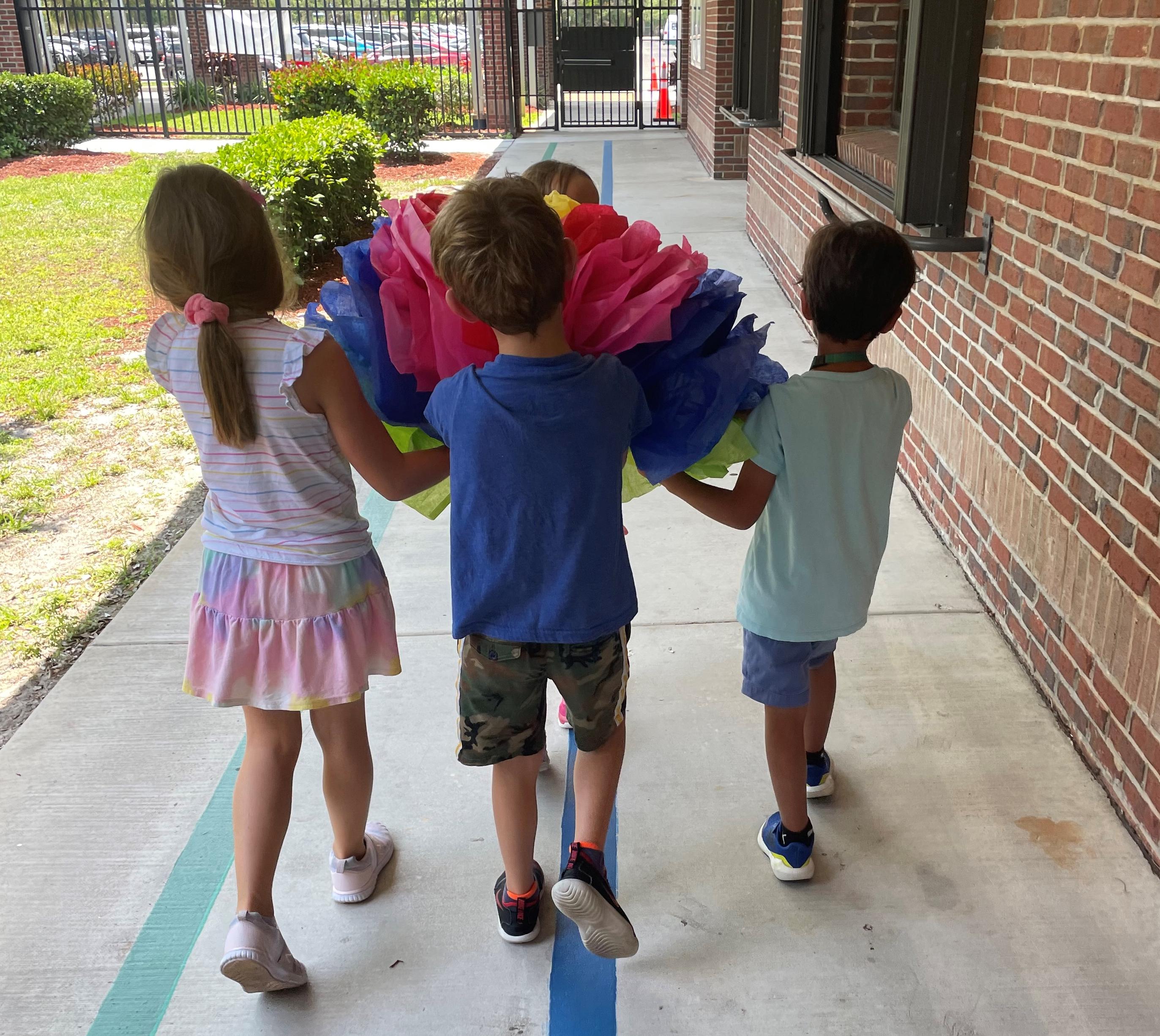 Giant Tissue Flowers- Easy and Fast to Make