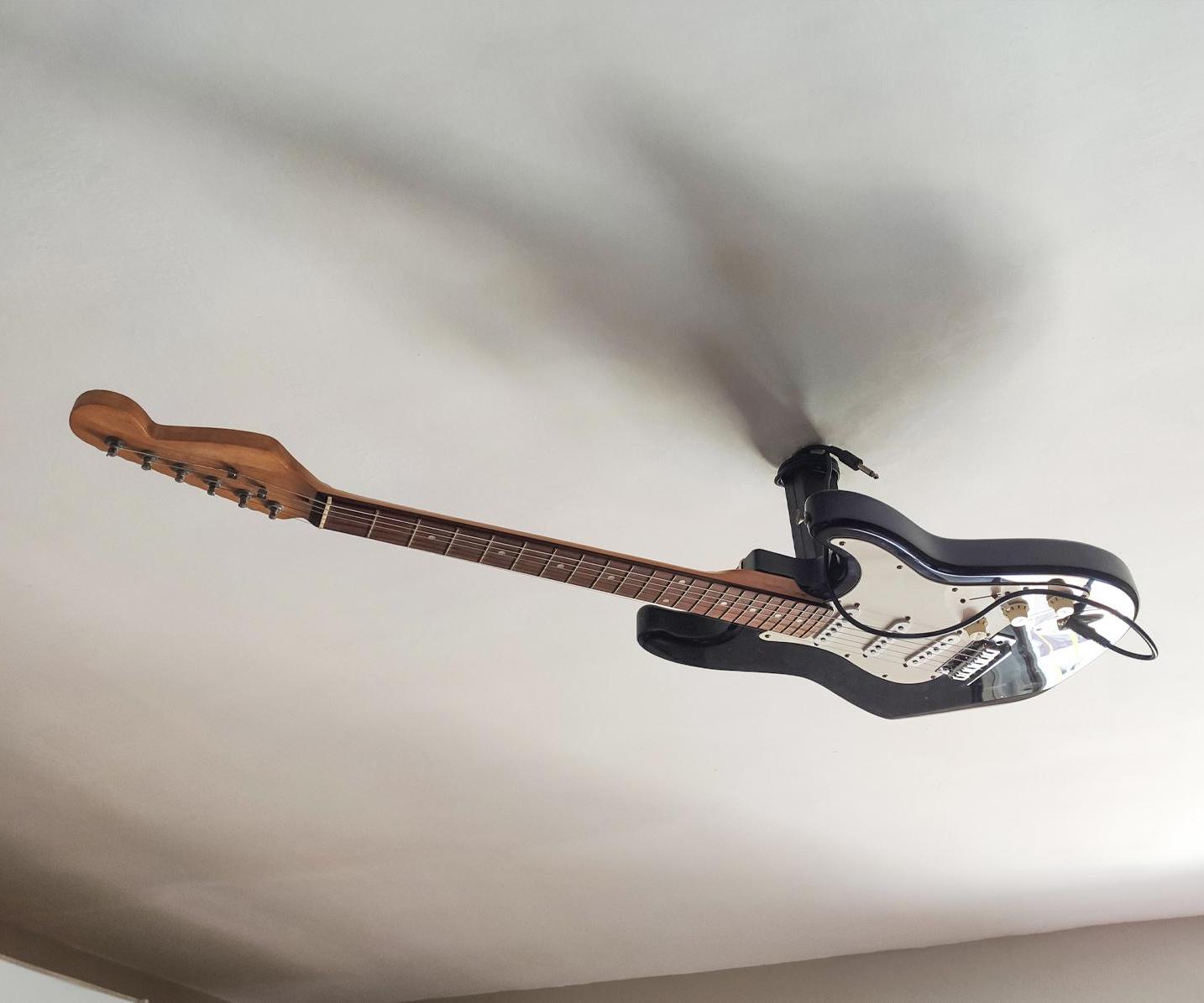 Ceiling Lamp From an Old Guitar
