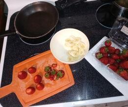 Strawberry Banana Cake Pancakes