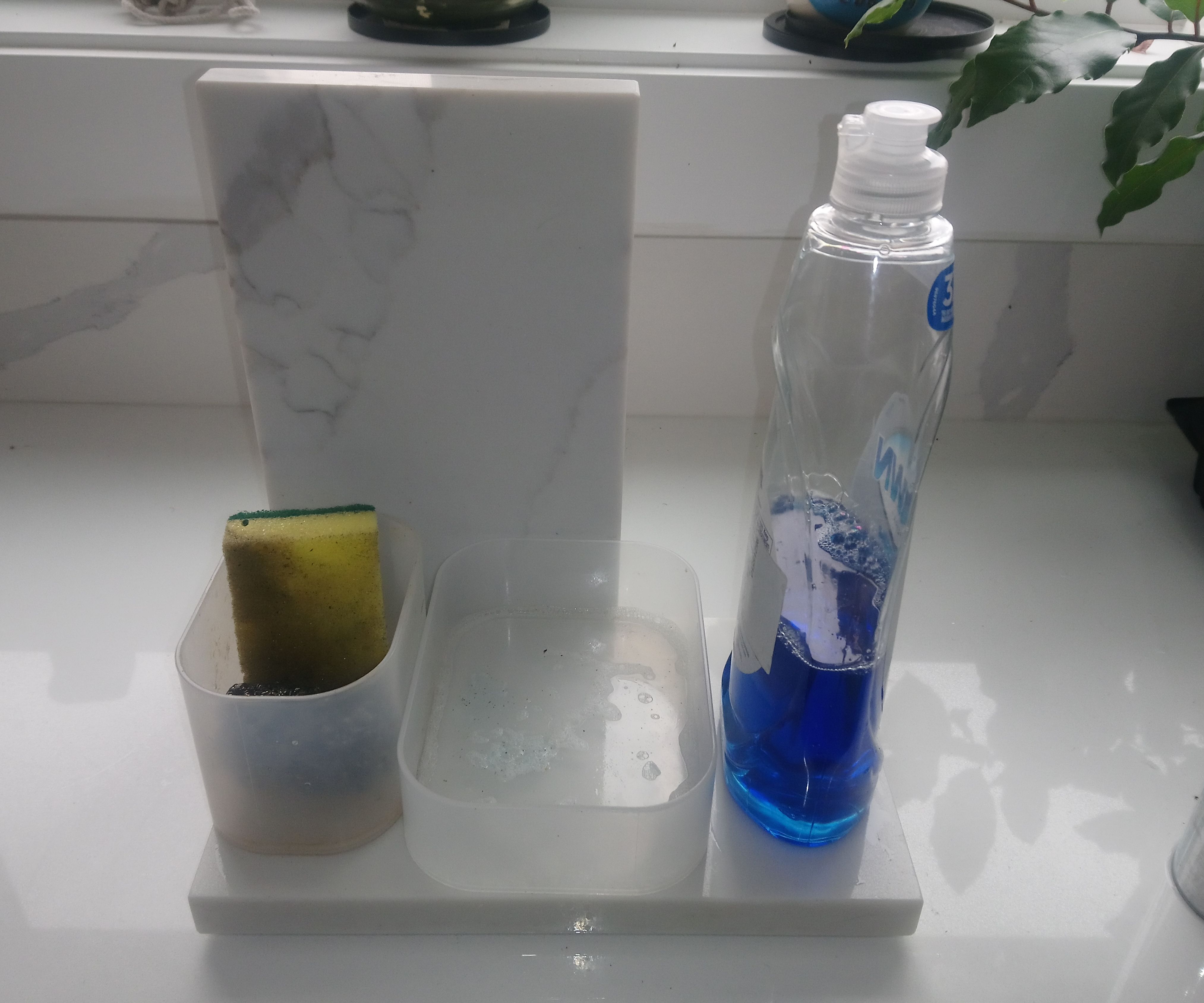 Stylish Sink Caddy Made From Stone Leftovers