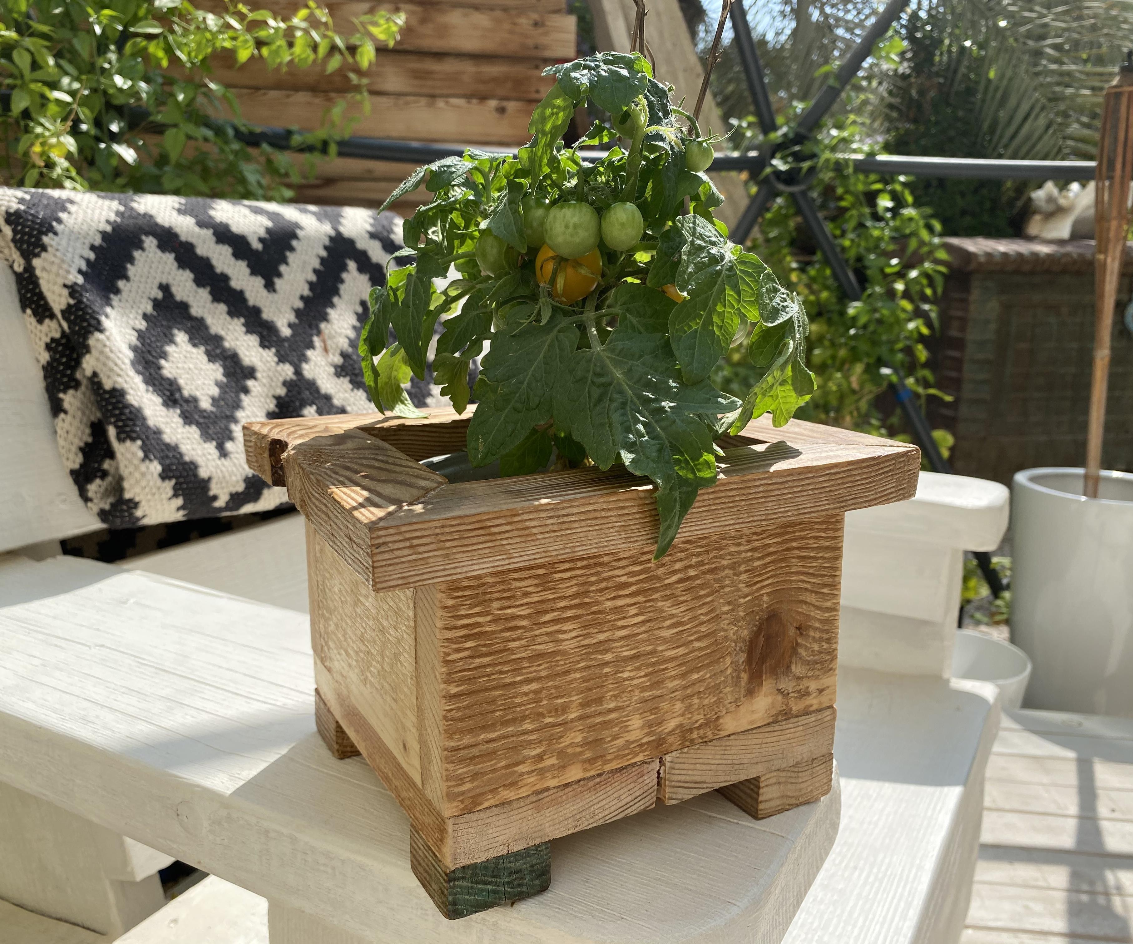 Make Your Own Urban Farming Micro-planter