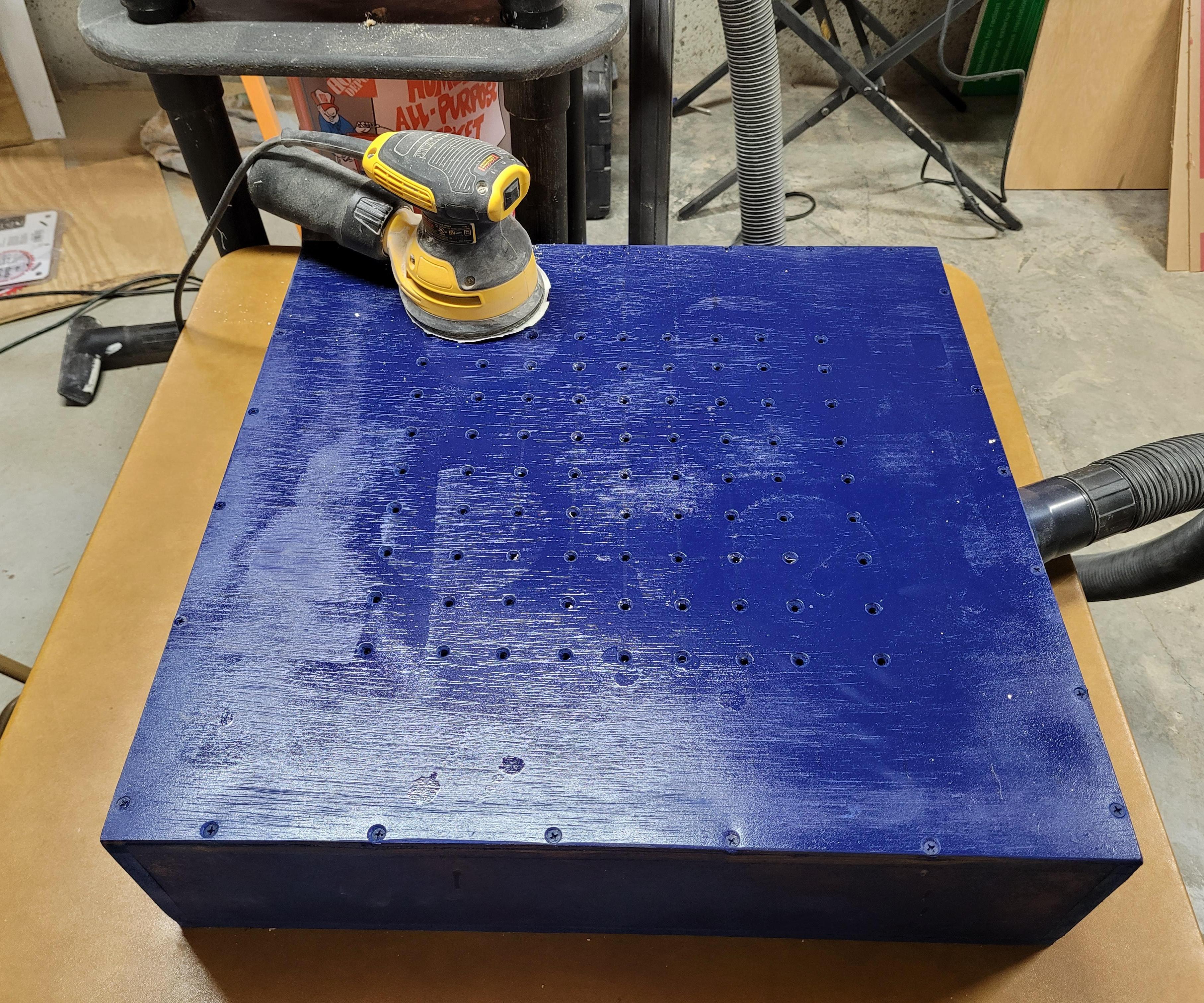 Downdraft Sanding Table From Scraps
