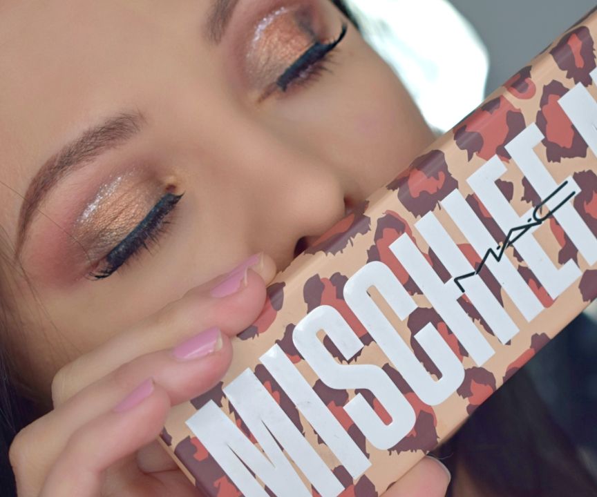 Golden Spotlight Eye Makeup