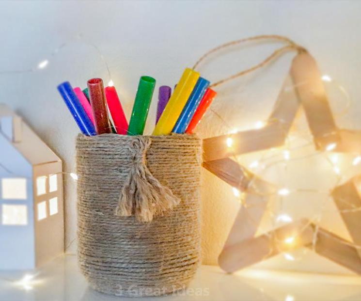 Diy Pen Holder With Plastic Bottle