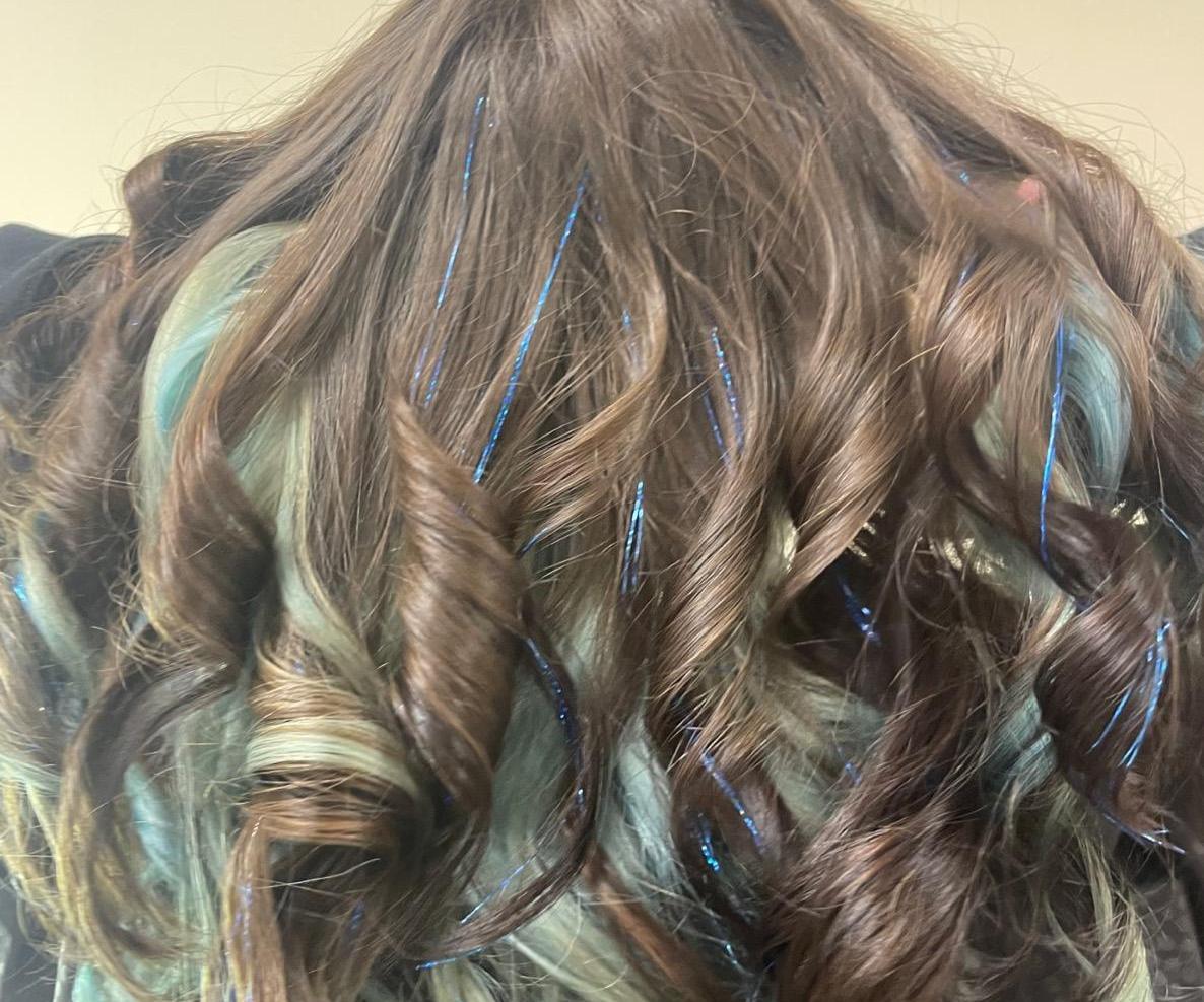 How to Do Straightener Curls