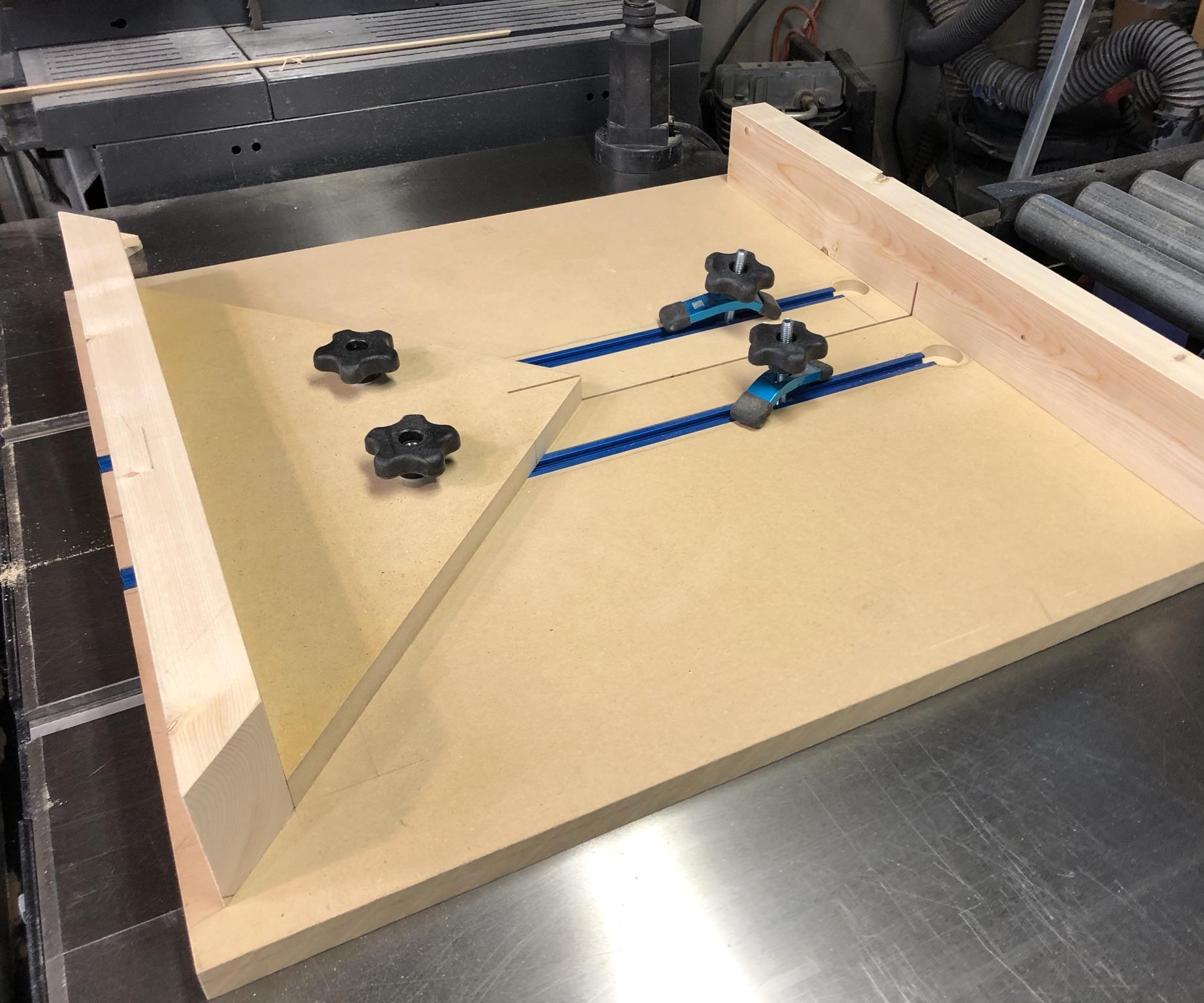 Table Saw Sled With Miter Accessory 