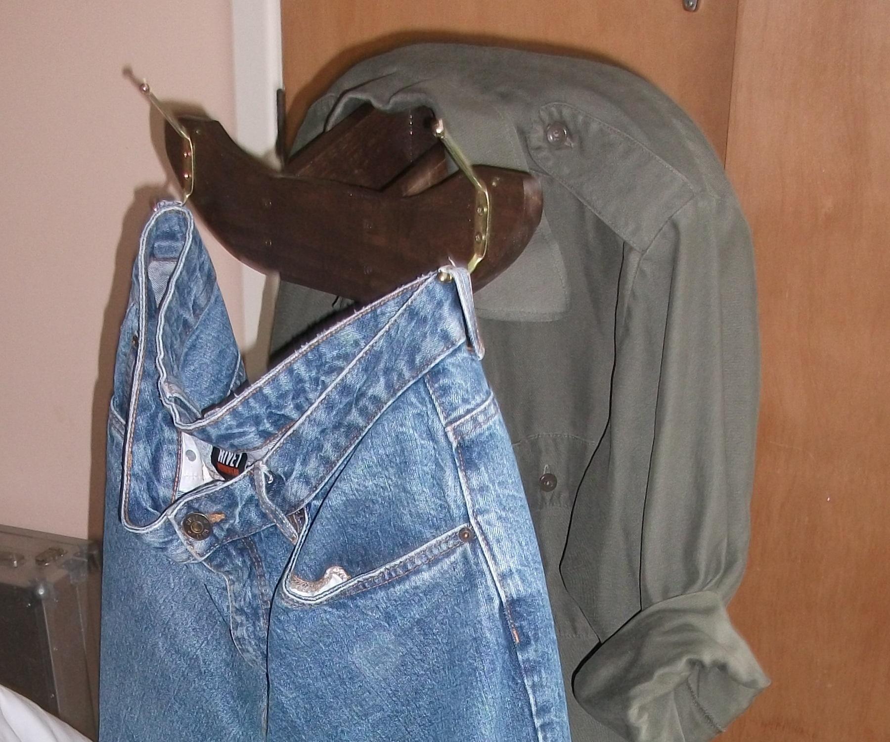 From Pallet to Valet - Furniture for Free (almost)