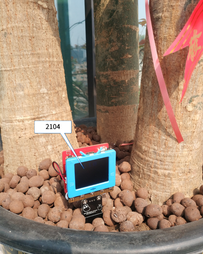 IoT Smart Plant Assistant Made With ESP32 Future Board