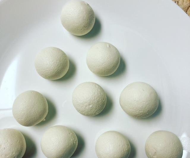 Homemade Cheese Balls Dessert