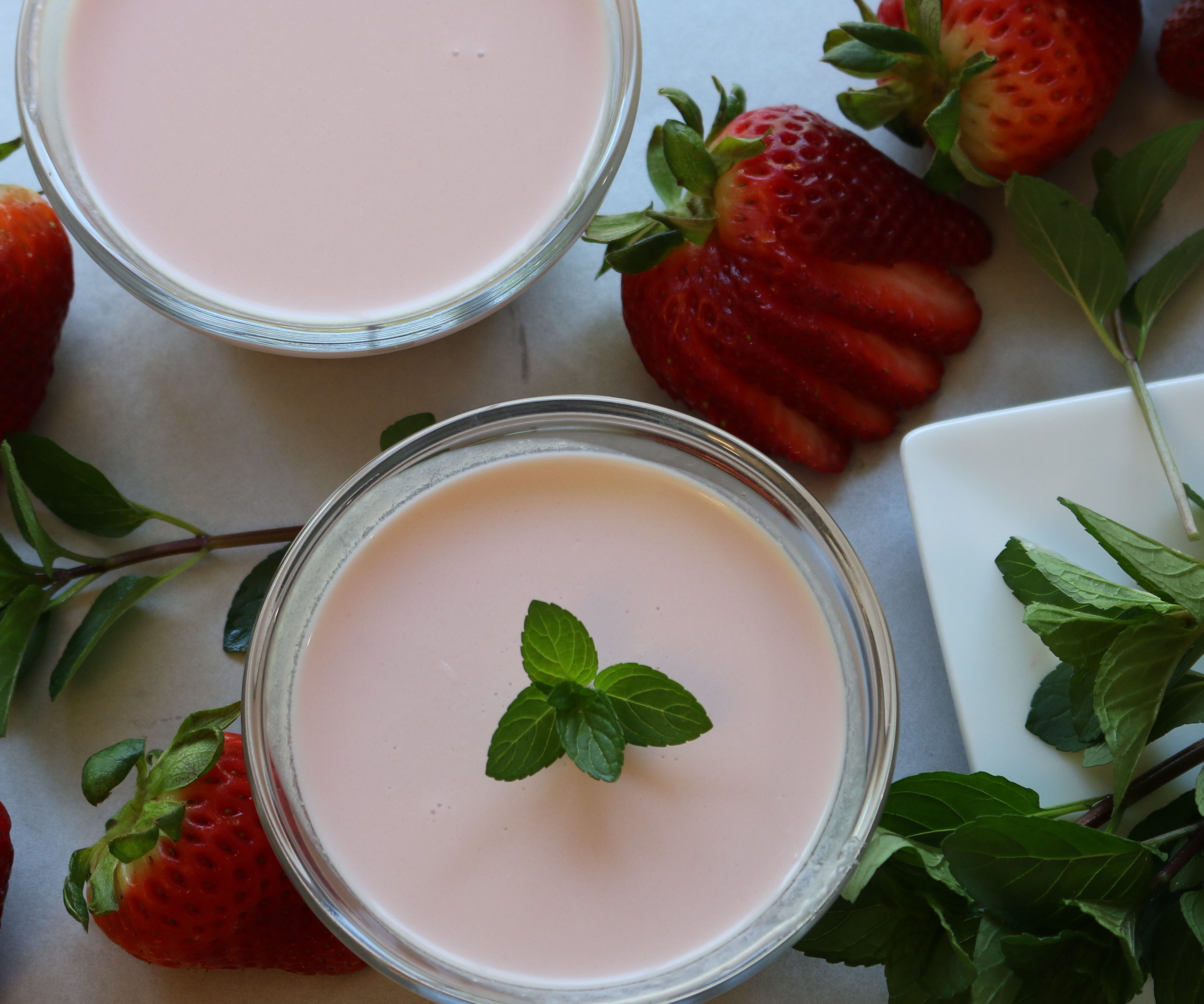 How to Make Strawberry Panna Cotta
