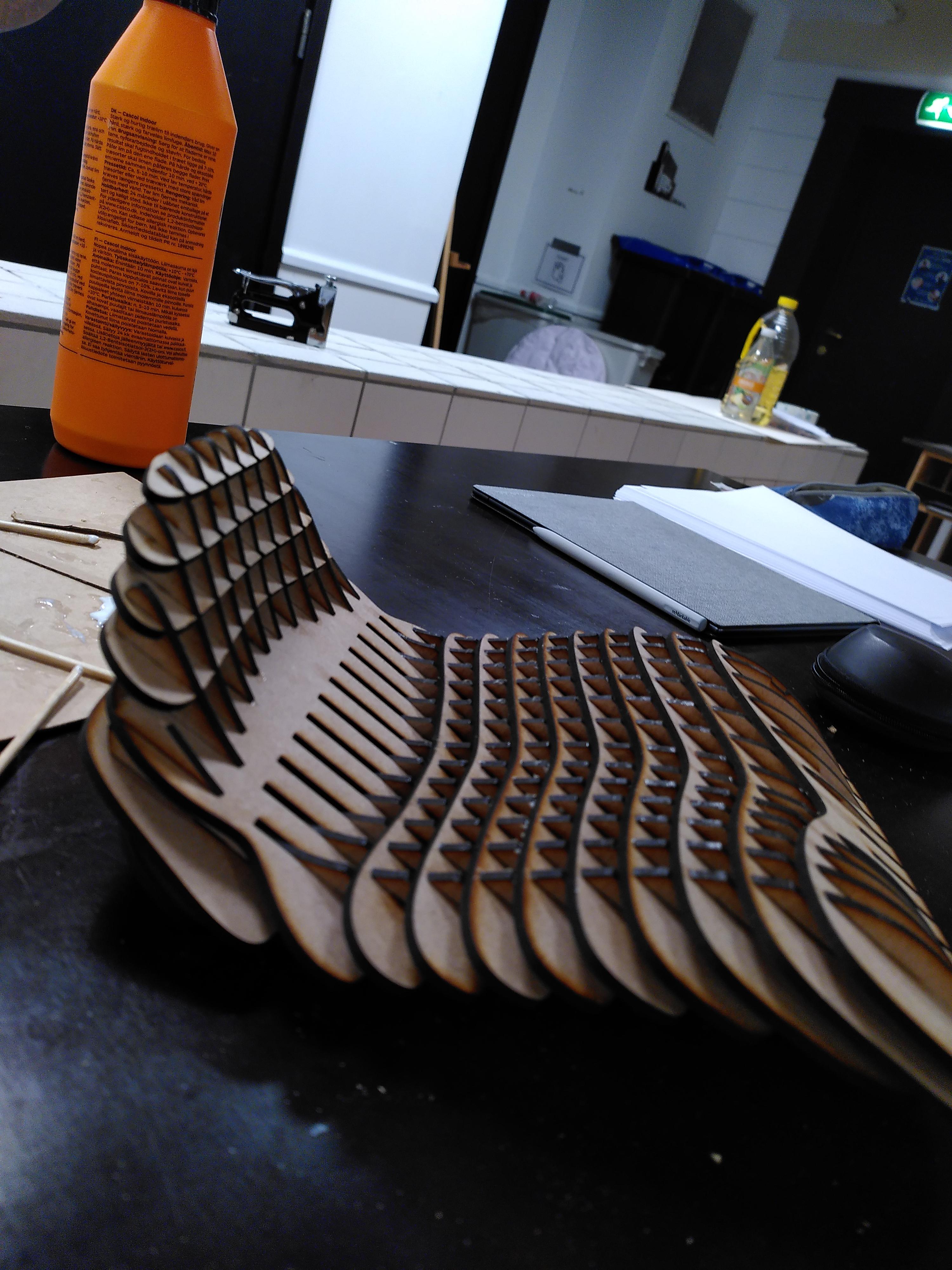 Lasercut MDF Tablet/laptop/sketchbook Stand