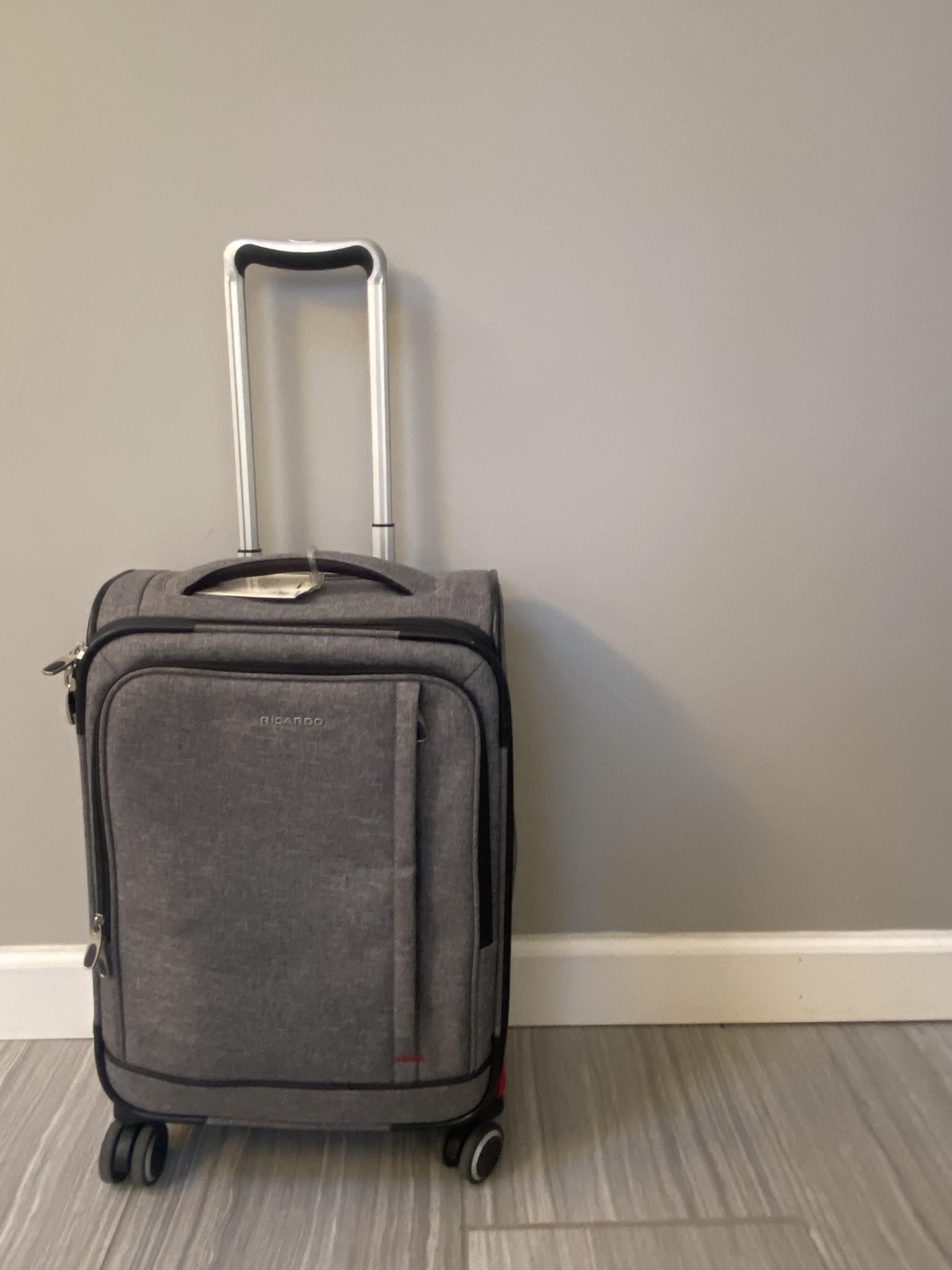 Follow These 10 Easy Steps to Become a More Organized Traveler!!