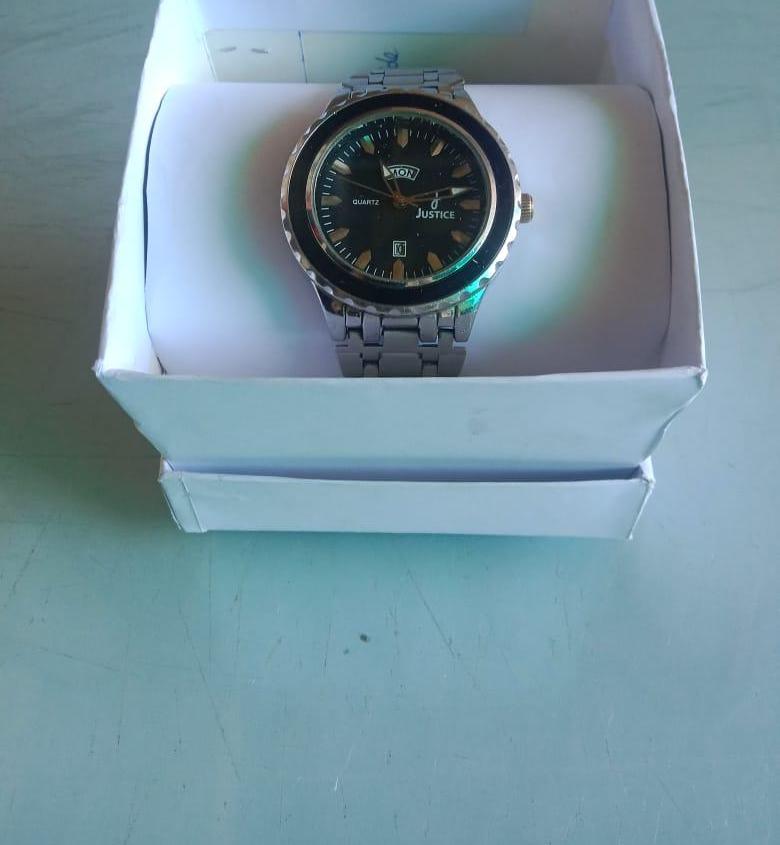 How to Create a Watch Gift Box Using an Old Cardboard Sheet?
