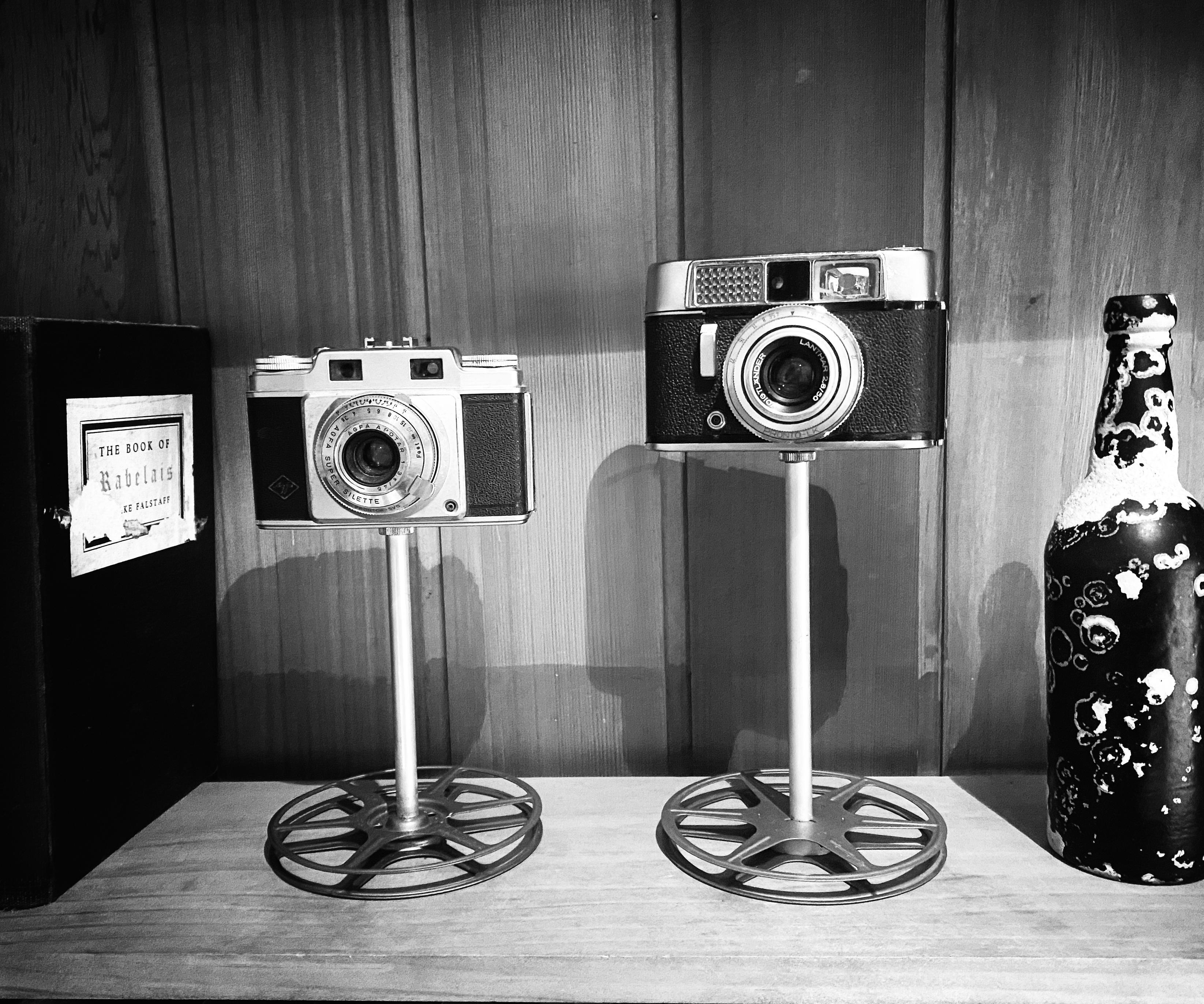 Make a Camera Stand From a Vintage Film Reel
