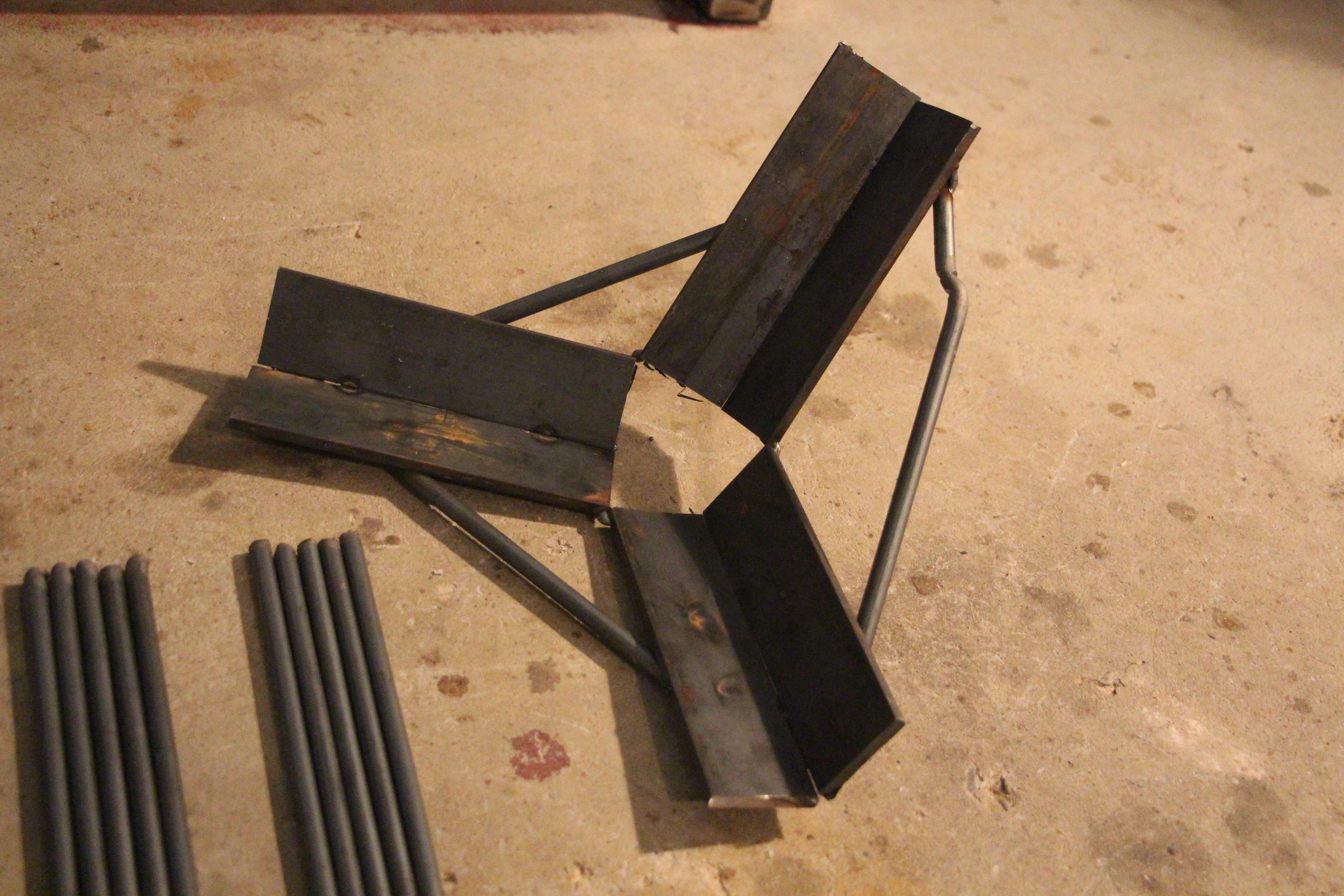 Corner Welding Jig for Pentagonal Dodecahedra (aka Dodecahedrons)