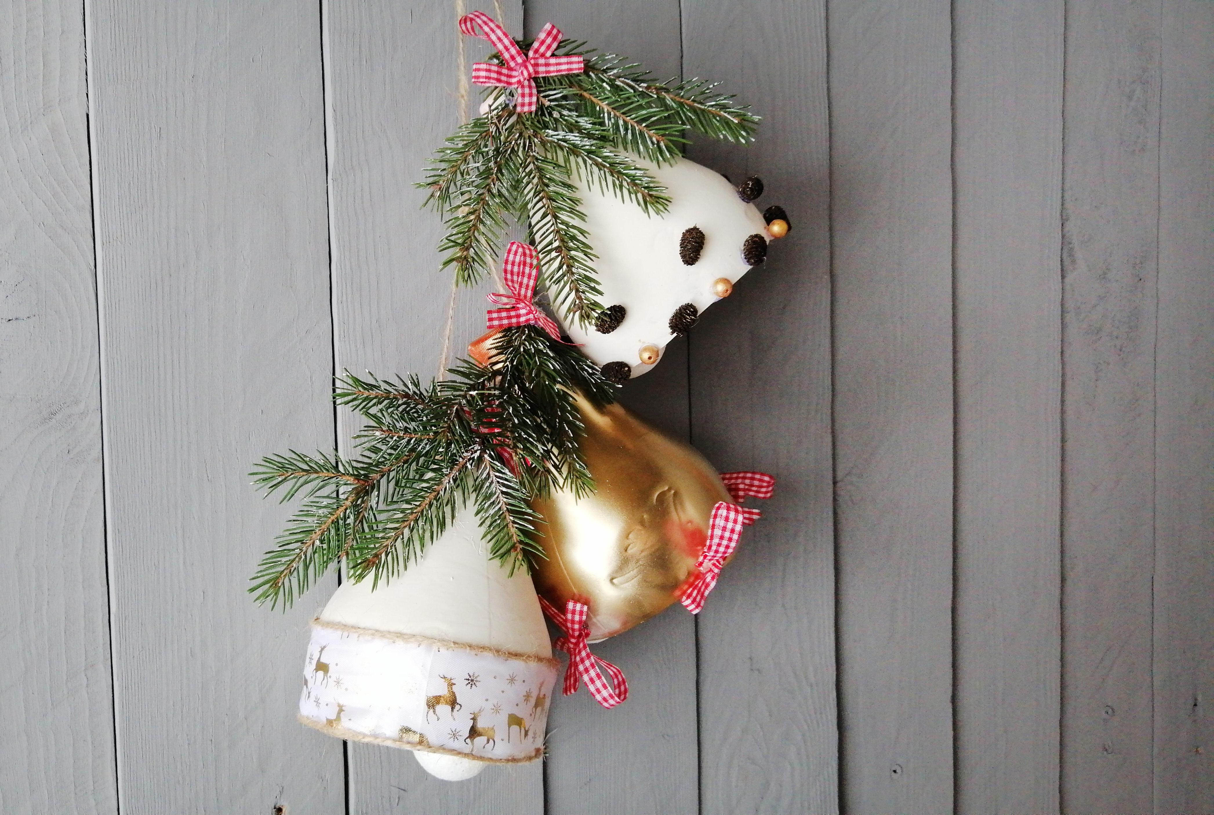 DIY Decor - Christmas Bells From Plastic Bottles