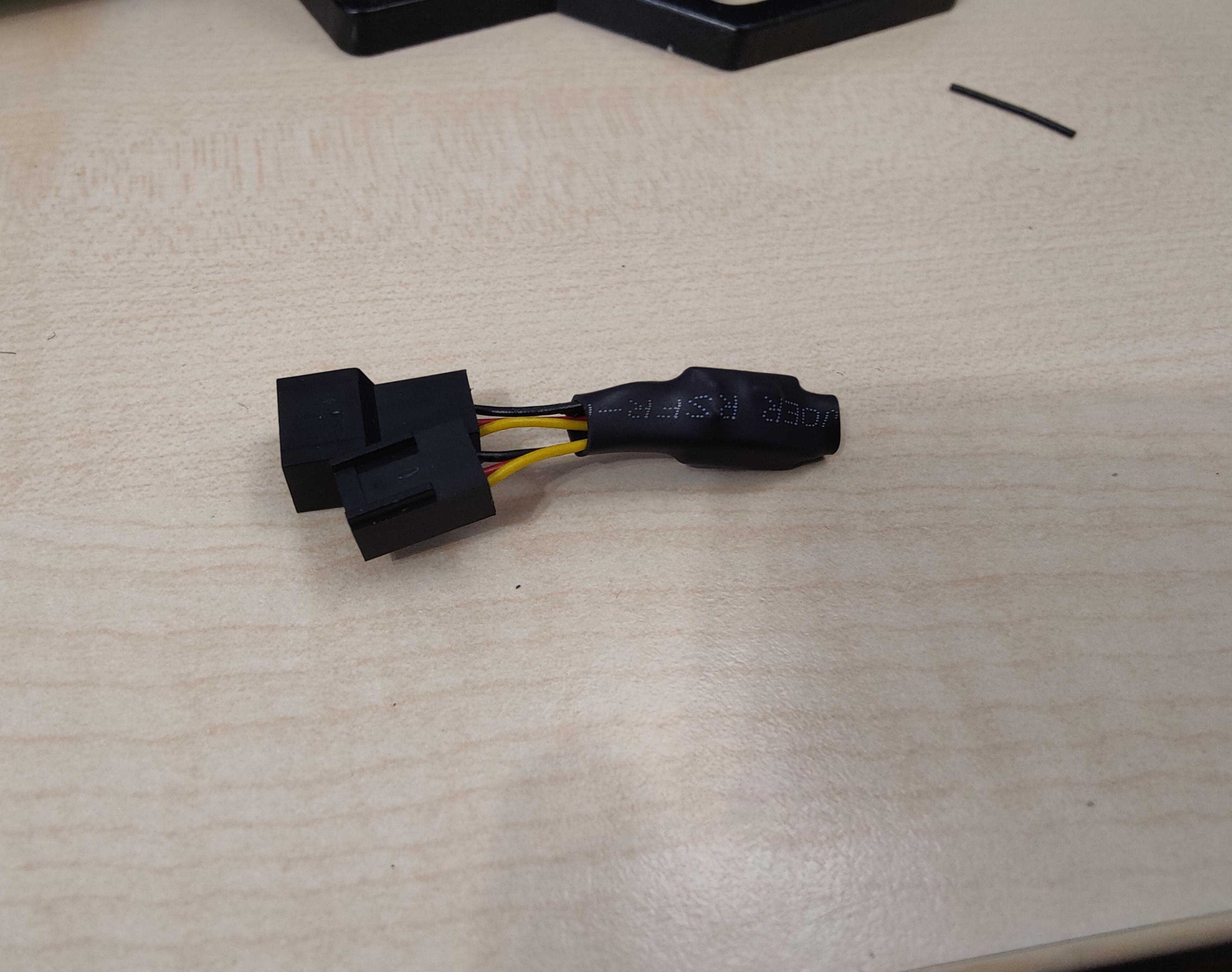 DIY Simple 5V Fan Noise Reduction Adapter (Just Steps Down to 3.3V)