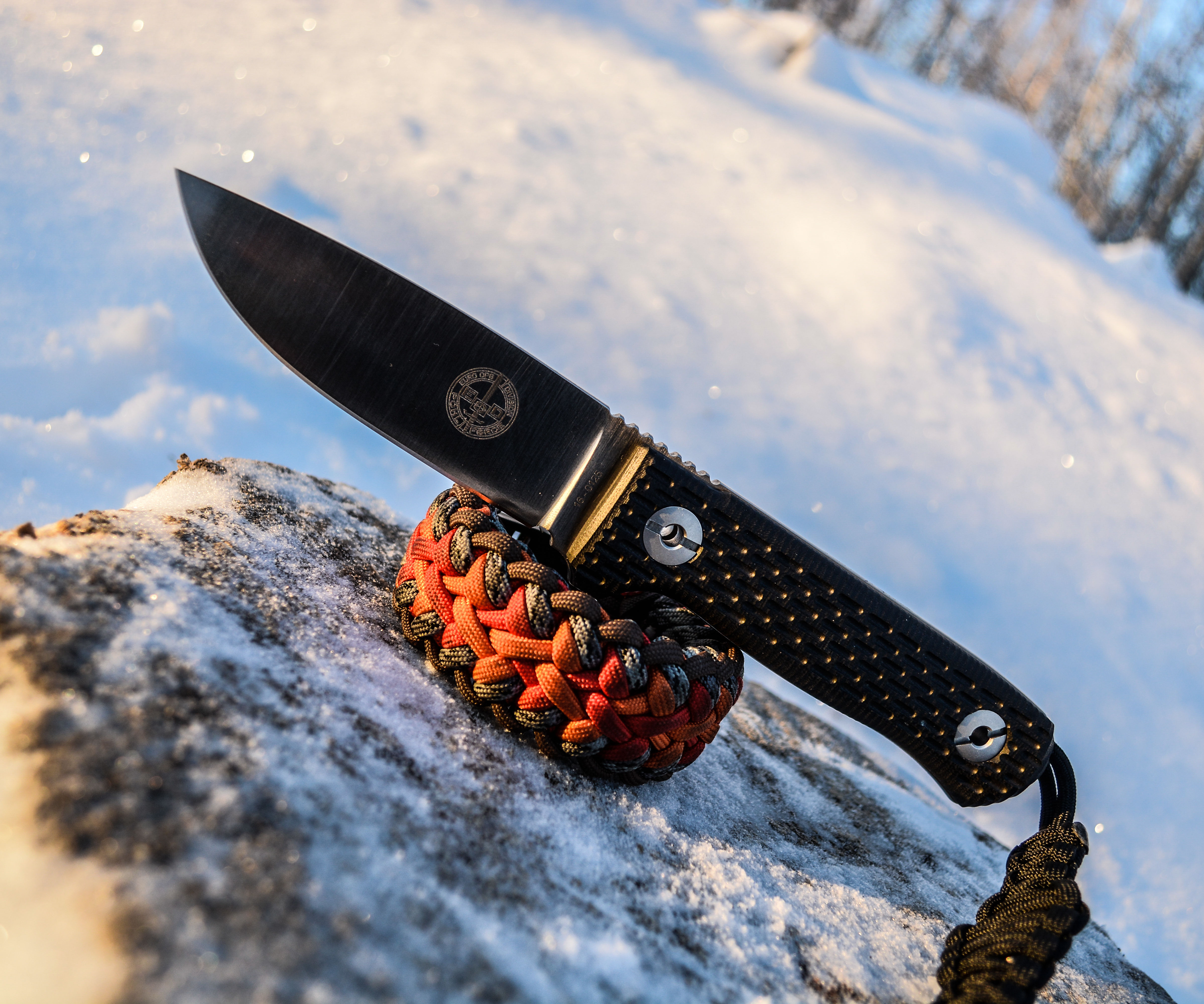 How to Make a Survival Kit for Your Knife