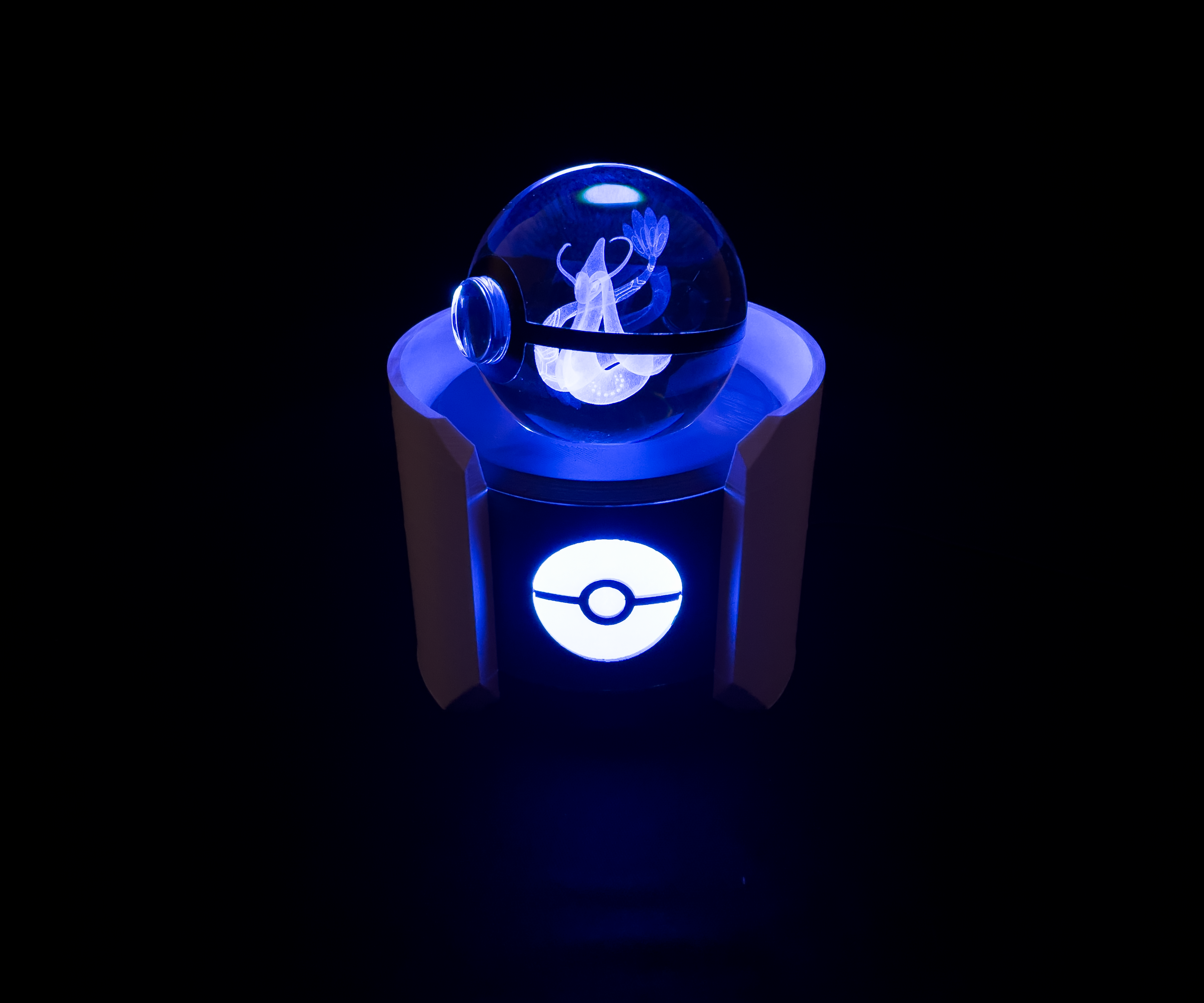 Glass Pokeball Friendship Lamp