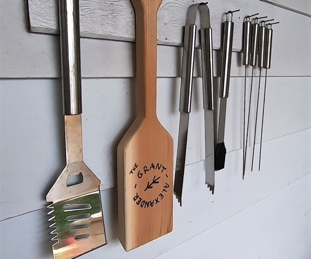 Cedar BBQ Grill Scraper