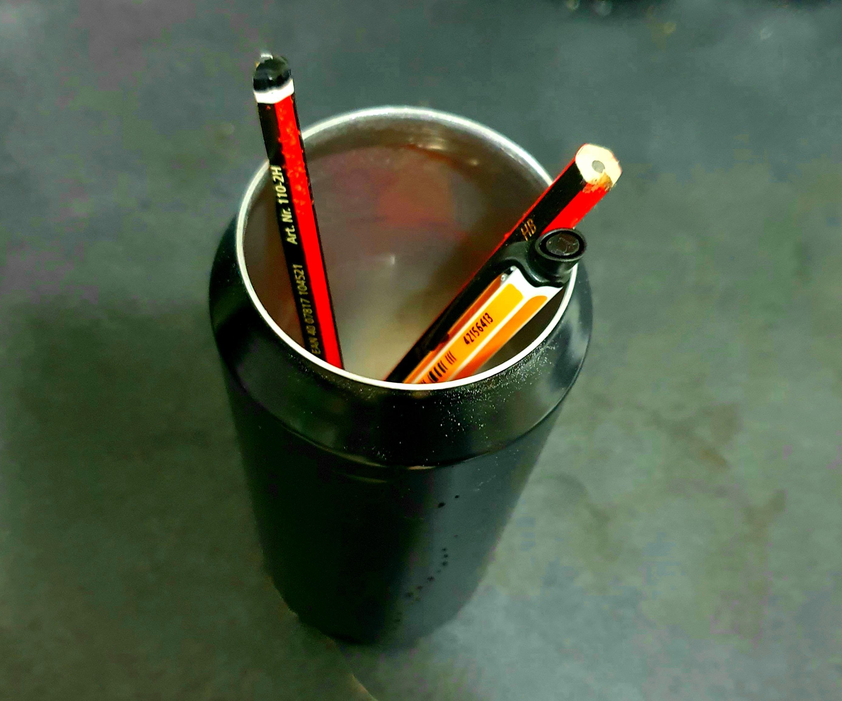 Pen & Pencil Holder