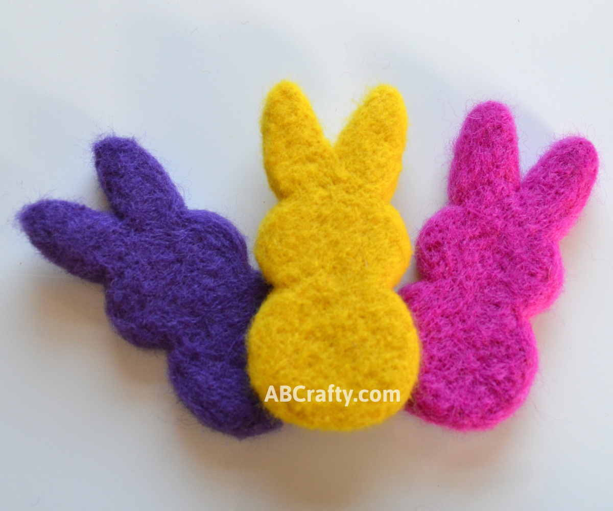 Felted Peep Catnip Toy