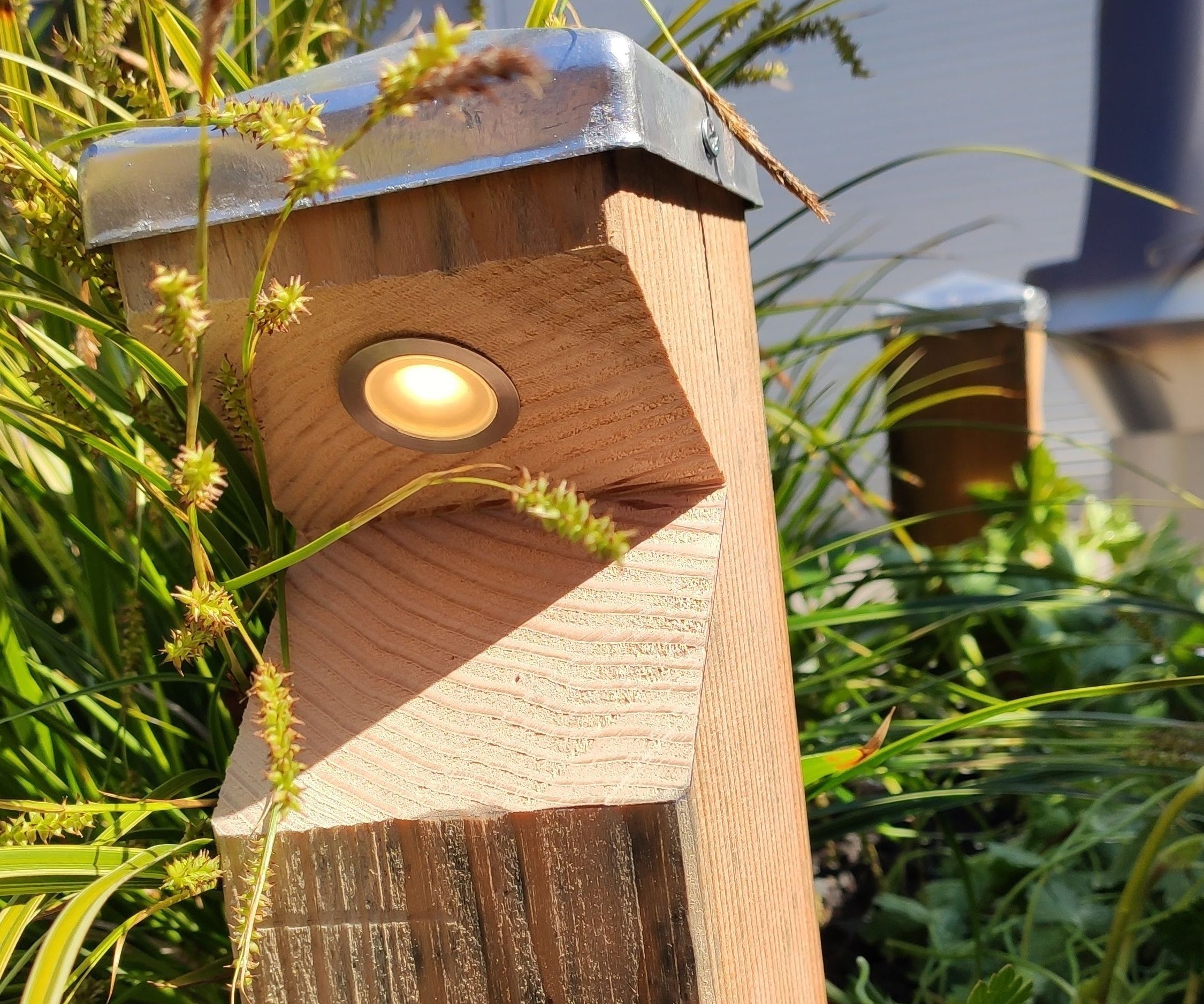 Wooden Garden Light
